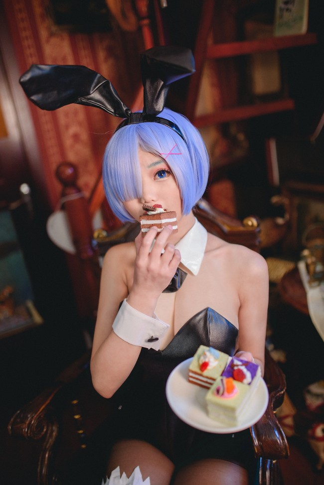 咖啡厅里的蕾姆也很努力哦~ COSPLAY-第5张
