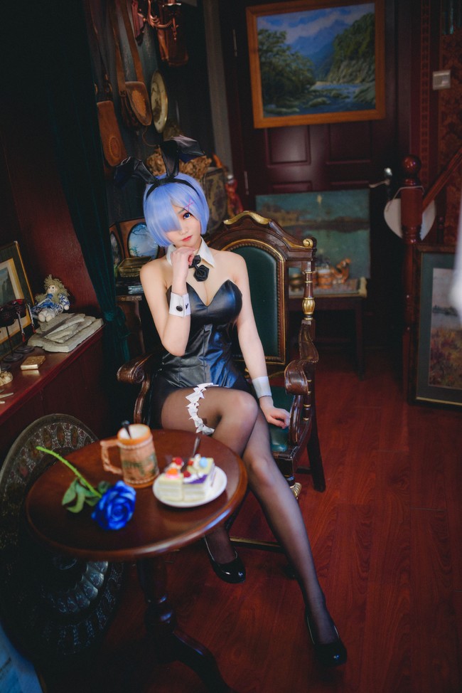 咖啡厅里的蕾姆也很努力哦~ COSPLAY-第8张
