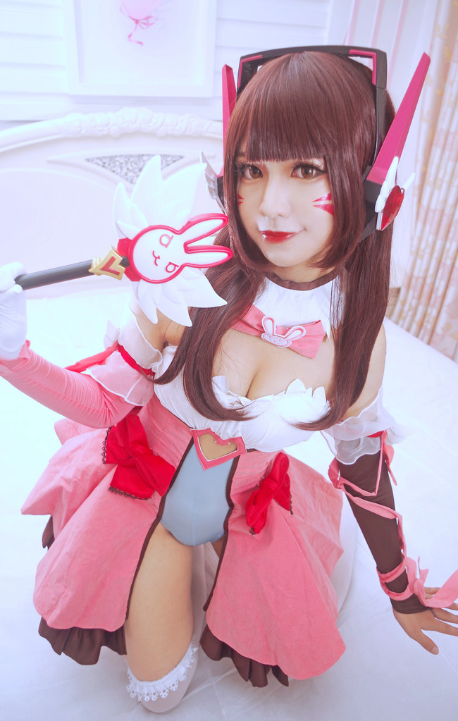 今天你要来一份DVA吗？Dva.爱你哟 COSPLAY-第3张