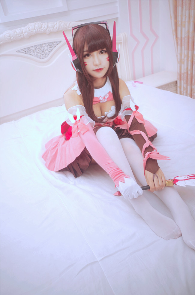 今天你要来一份DVA吗？Dva.爱你哟 COSPLAY-第7张