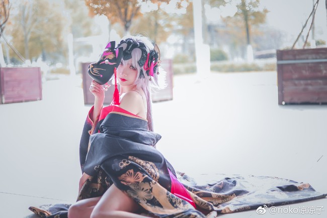 花魁黑贞 cosplay 场照 COSPLAY-第4张