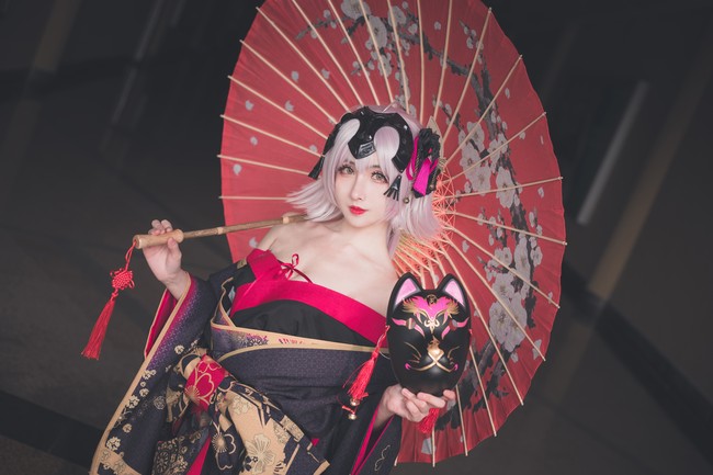 花魁黑贞 cosplay 场照 COSPLAY-第8张
