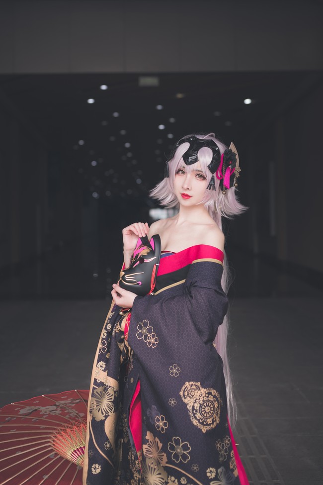花魁黑贞 cosplay 场照 COSPLAY-第9张