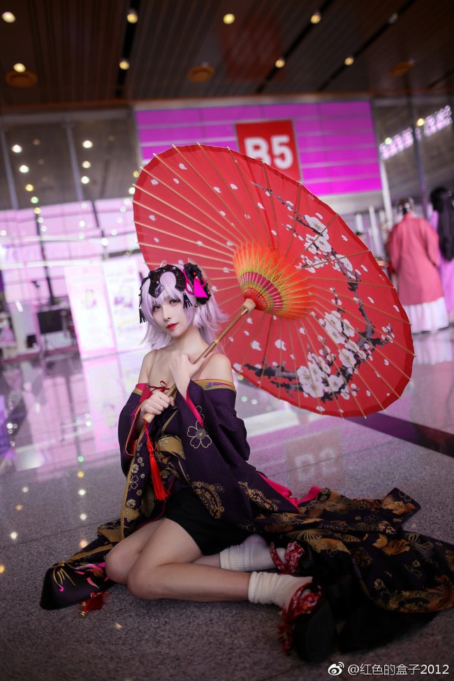 花魁黑贞 cosplay 场照 COSPLAY-第18张