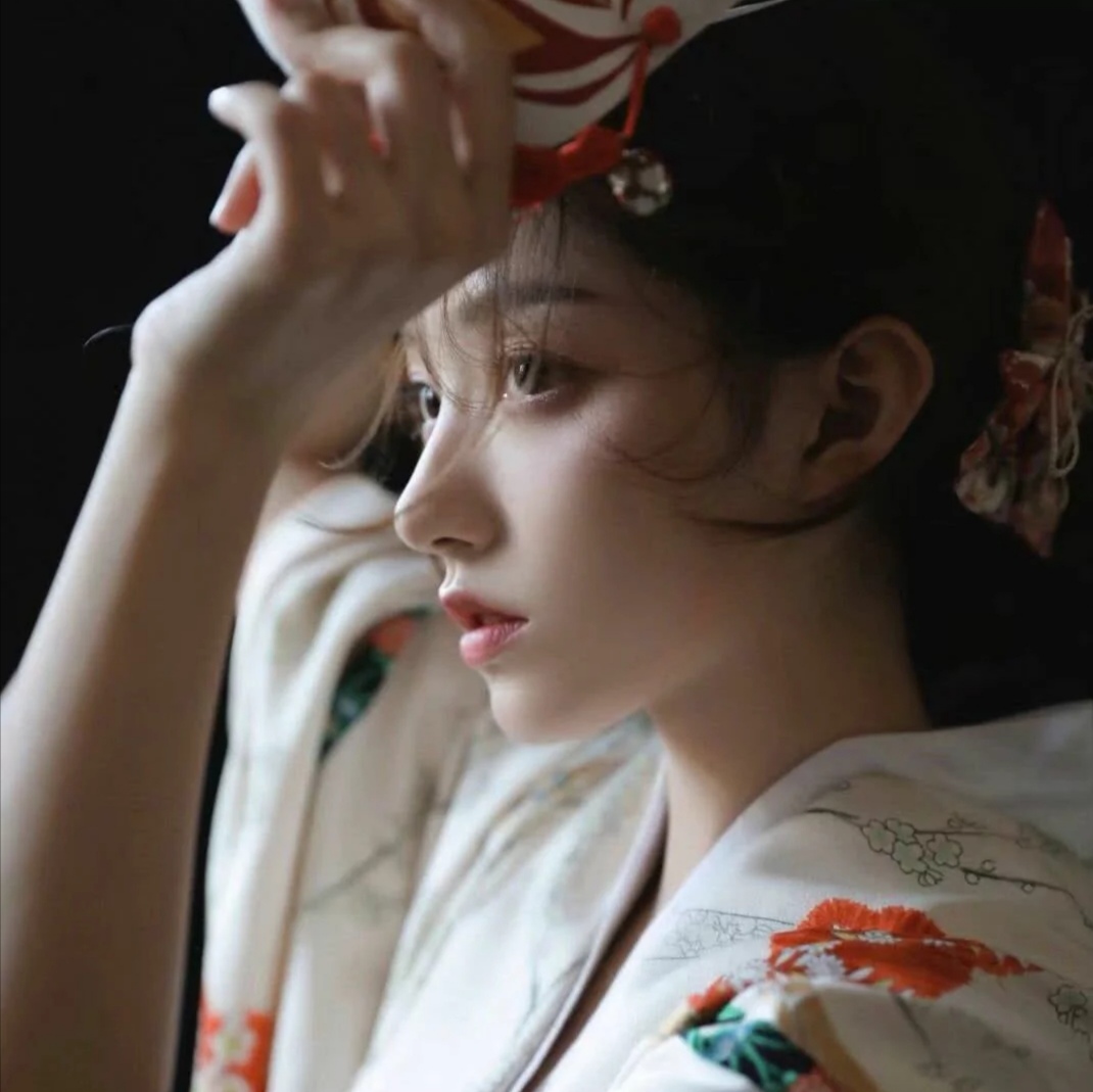 女头像 温柔女头像 就是因为遇见你生活才如此甜蜜? 头像-第2张