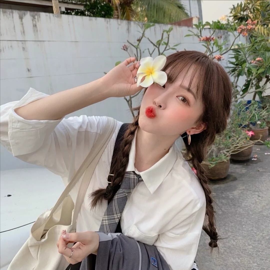 女头像 夜里挑灯的少年有着共同的理想? 头像-第9张