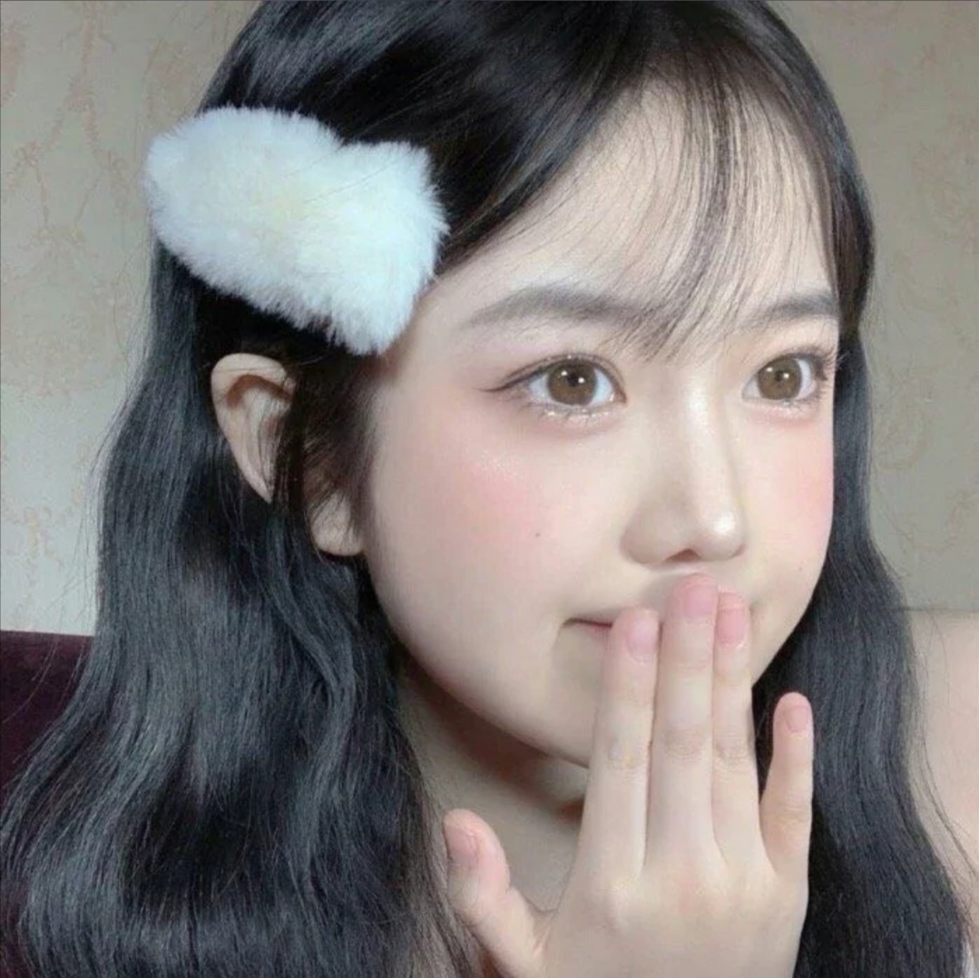 女头像 花开两朵 天各一方? 头像-第1张
