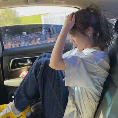 女生头像 花系少女 可爱女头像 爱自己是终生浪漫的开始。 头像-第5张