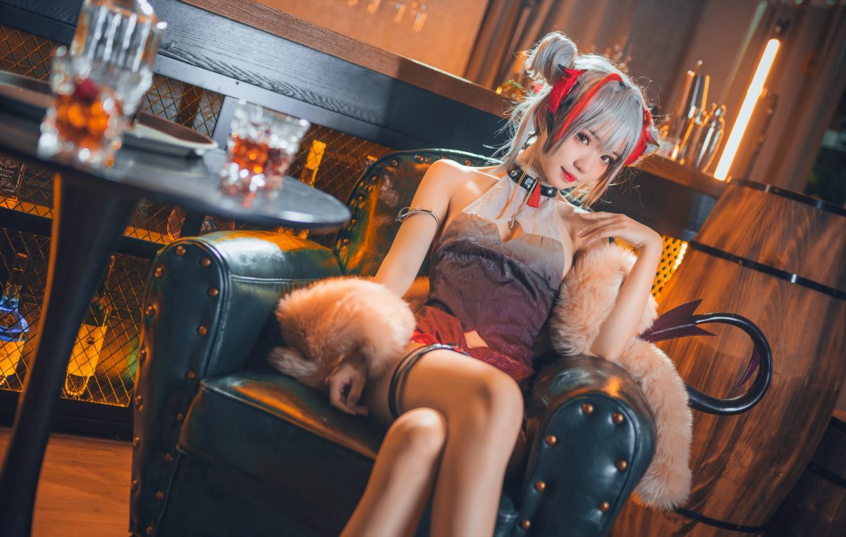 明日方舟 W守夜冠军@花柒Hana COSPLAY-第3张