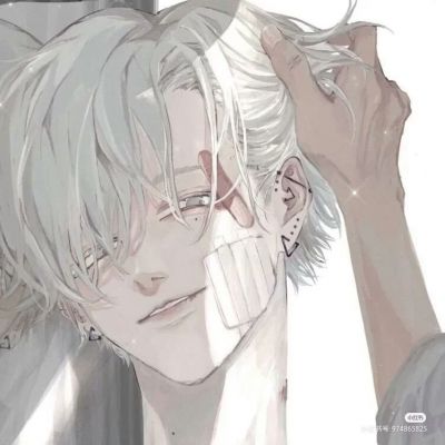 潮流动漫头像男生伤感,破碎的心痛苦的眼泪 潮流动漫头像男生伤感,破碎的心痛苦的眼泪