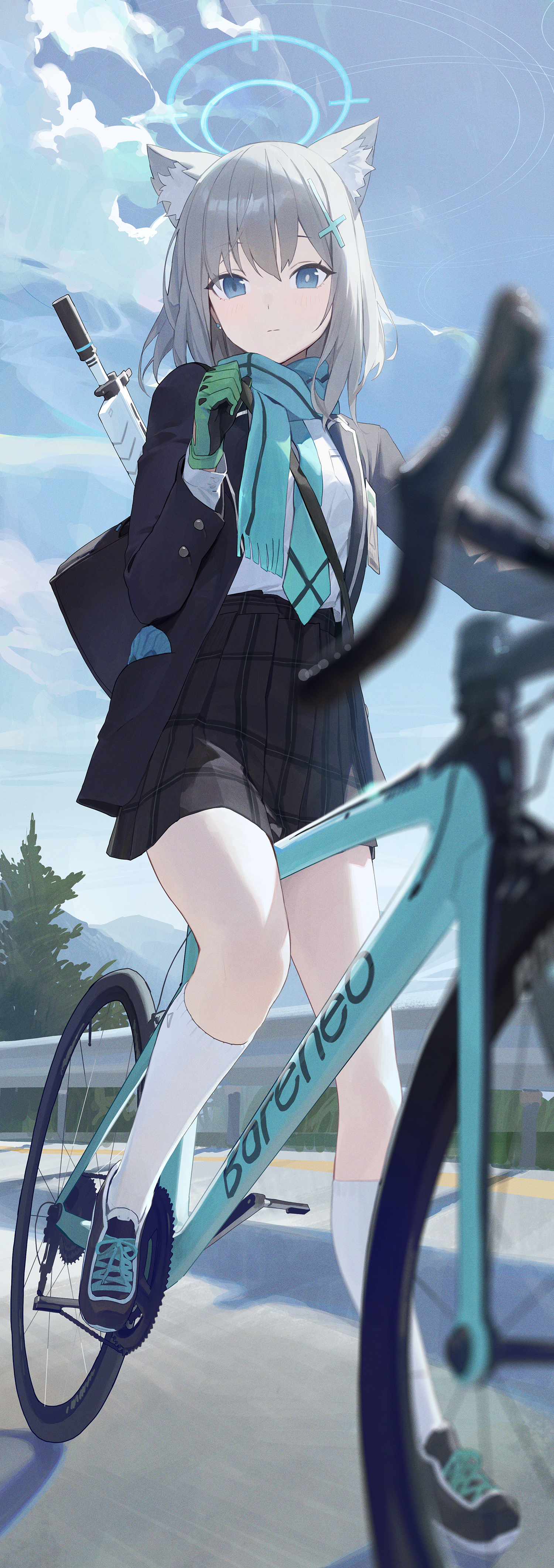 动漫女孩 猫女 猫耳朵 自行车 蓝眼睛 校服 蓝色档案 白子 银发@莫西 P站美图-第1张