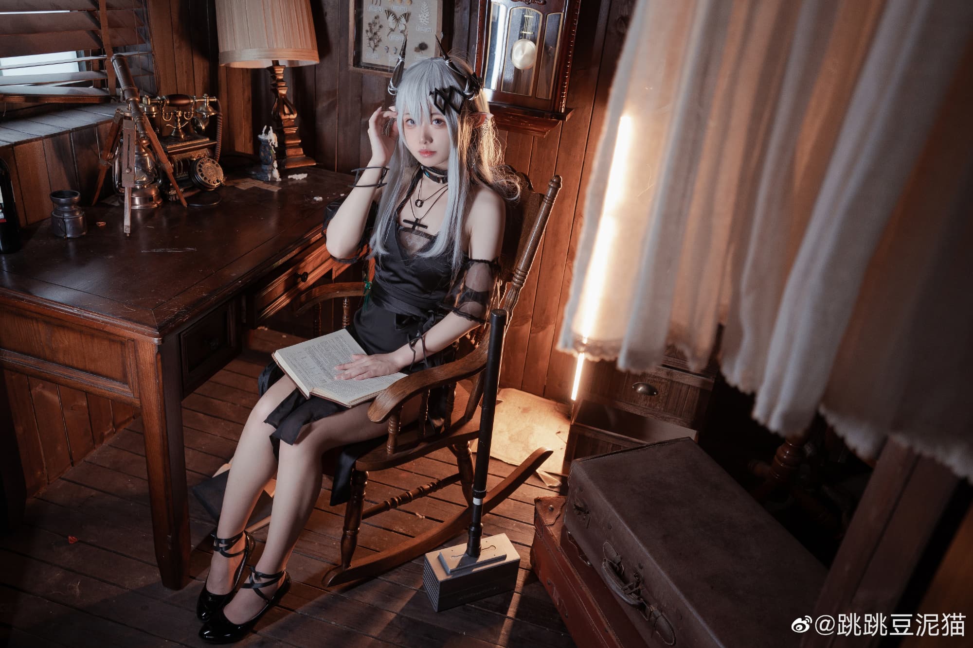 【COS】嗯？啊，看到这抔泥土了吗... 明日方舟 泥岩黑曜石@泥头跳跳猫 COSPLAY-第7张