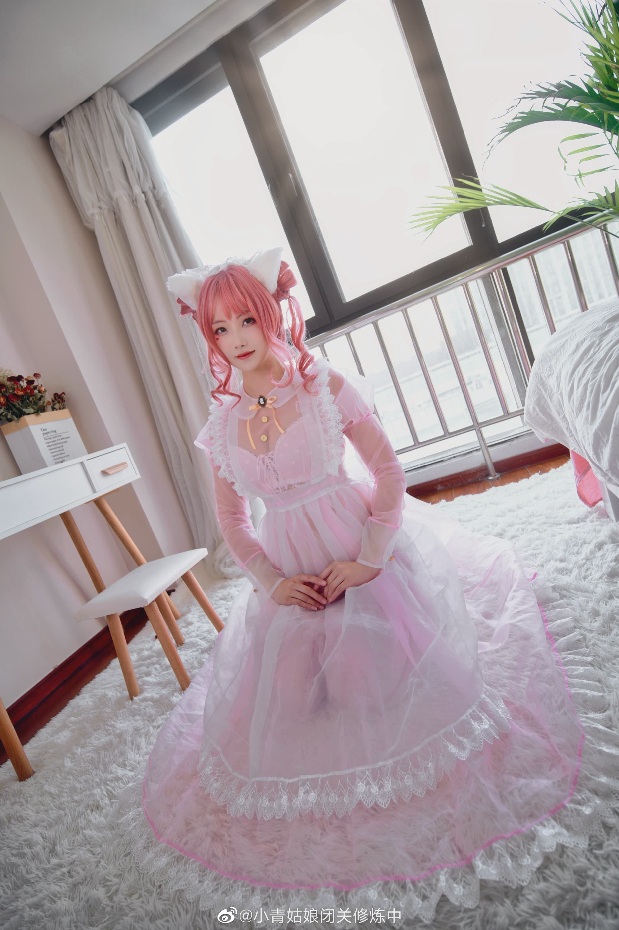 透明女仆终于出片啦。会被和谐几张我也不知道，随缘吧。@小青姑娘闭关修炼中 COSPLAY-第1张