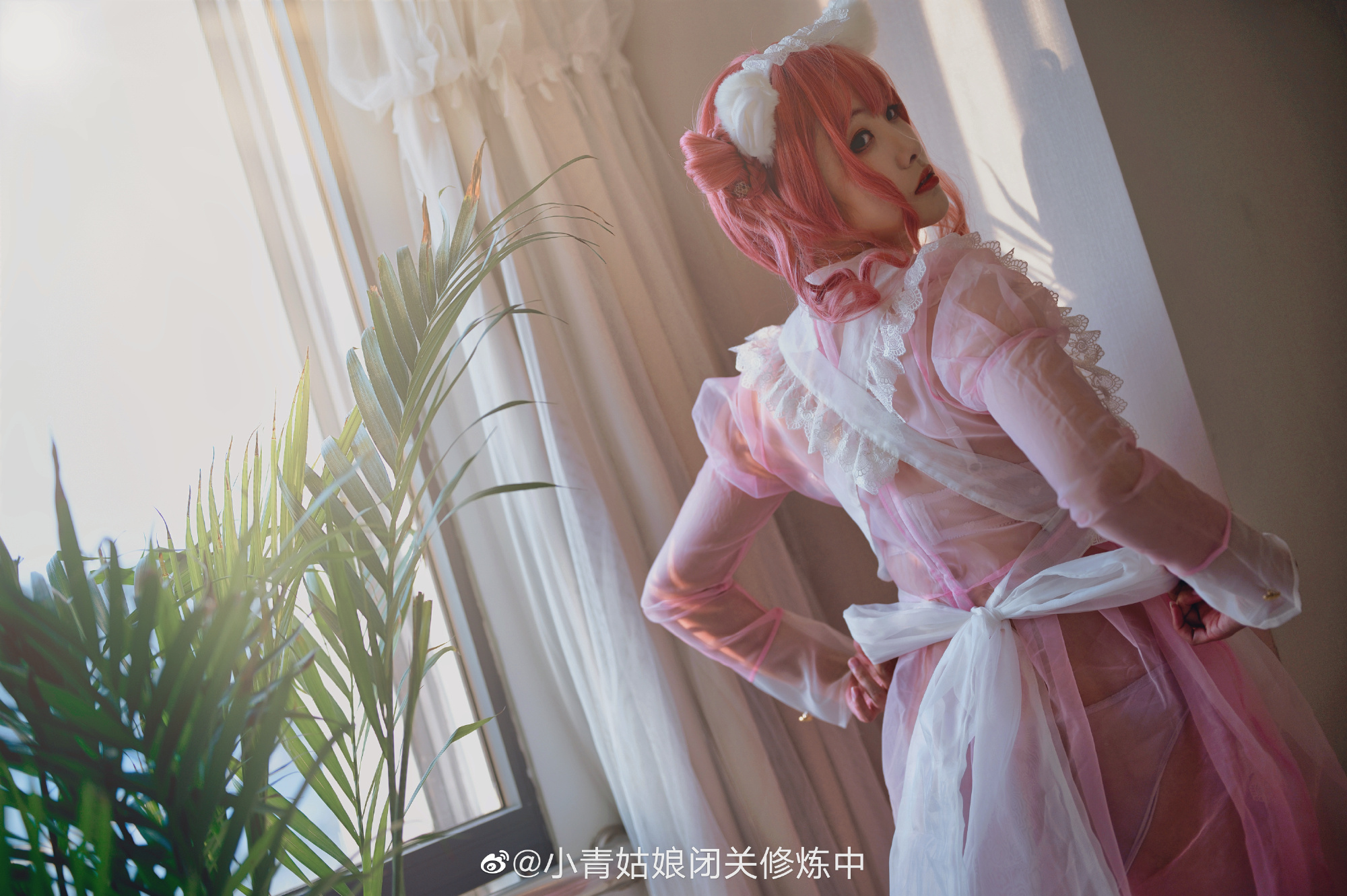 透明女仆终于出片啦。会被和谐几张我也不知道，随缘吧。@小青姑娘闭关修炼中 COSPLAY-第14张