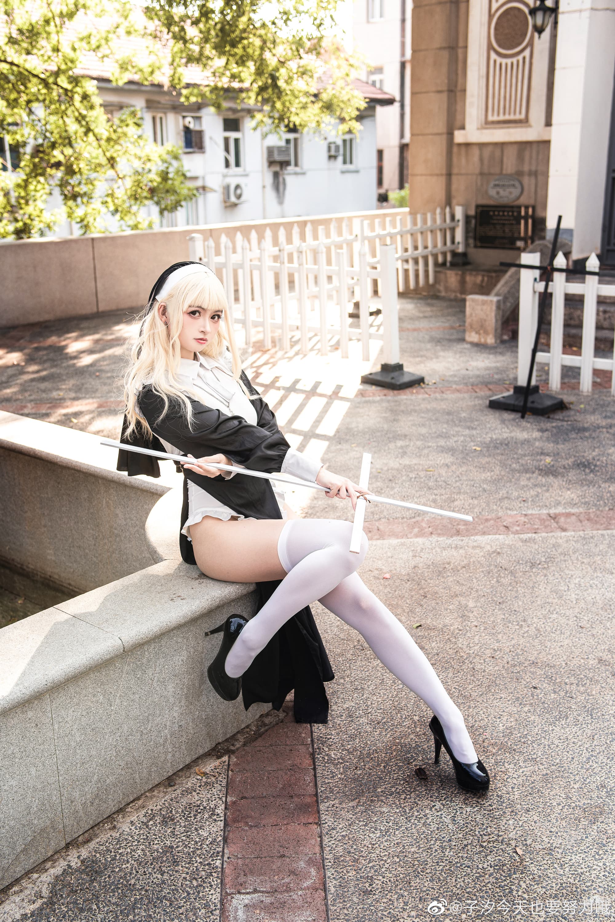 【COS】万能的神啊，请接受我的审判吧  修女part 1–-祈祷篇@子汐今天也要努力哦 COSPLAY-第1张