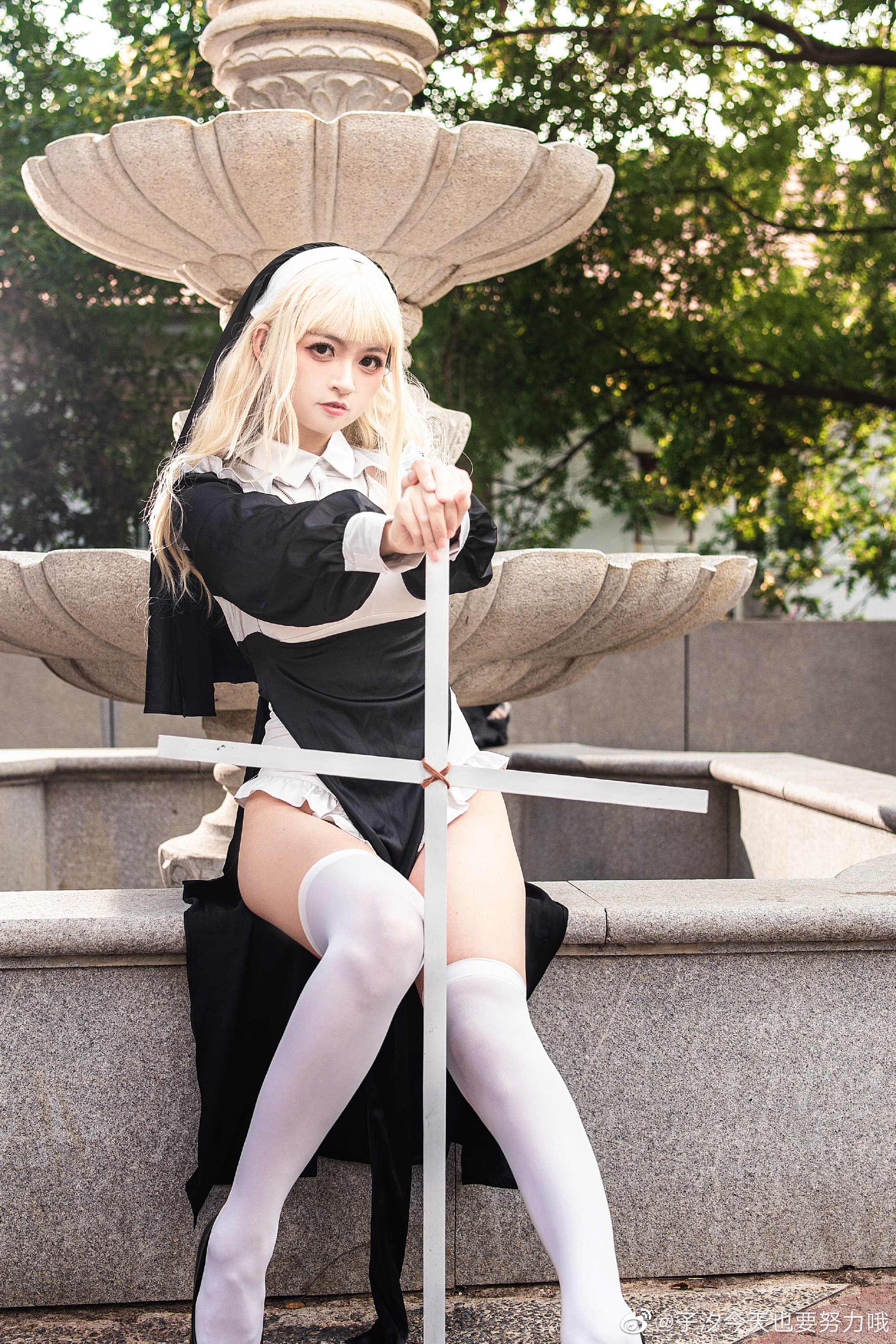 【COS】万能的神啊，请接受我的审判吧  修女part 1–-祈祷篇@子汐今天也要努力哦 COSPLAY-第16张