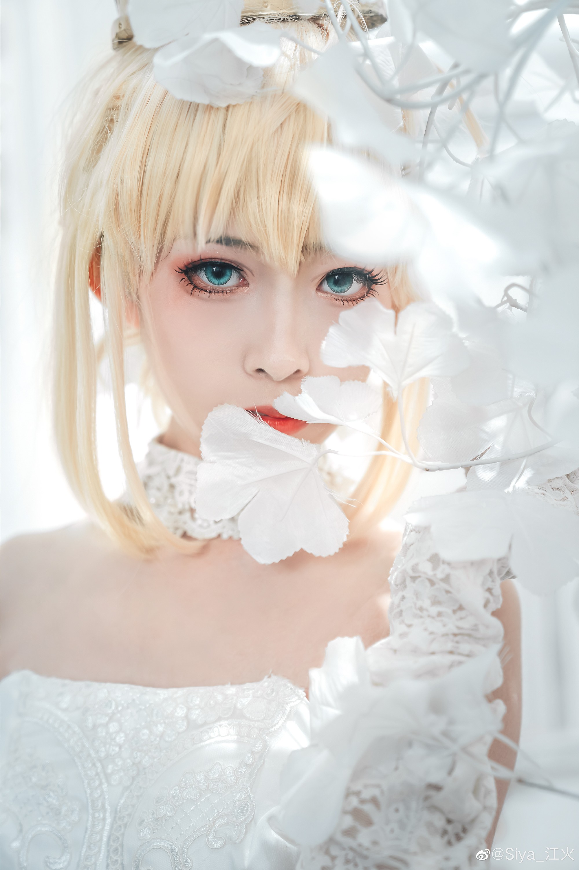【COS】此后吾之剑与汝同在，汝之命运与吾共存。saber 阿尔托莉雅五周年礼服@Siya_江火 COSPLAY-第7张