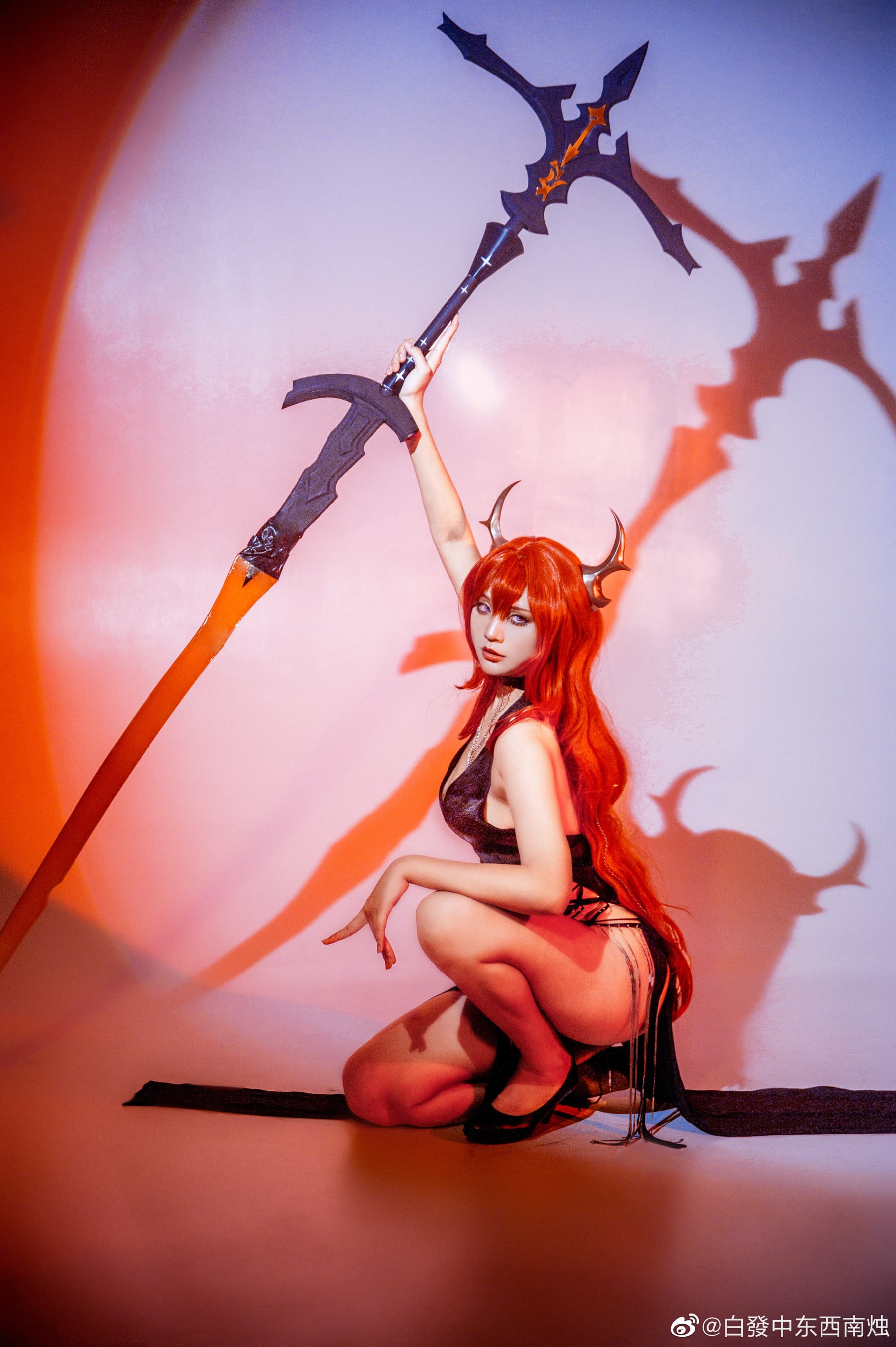 【COS】懒癌晚期修好六套图没发我有罪 明日方舟 史尔特尔@白發中东西南烛 COSPLAY-第3张