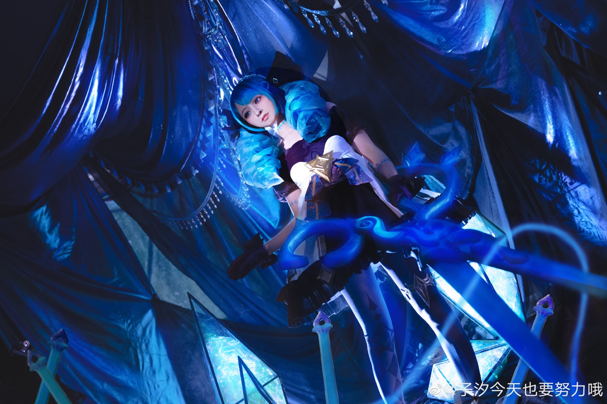 【COS】剪刀、针头、线团,我的主人用这些工具创造了我,我不会让她的天赋白白浪费 英雄联盟@子汐今天也要努力哦 COSPLAY-第3张