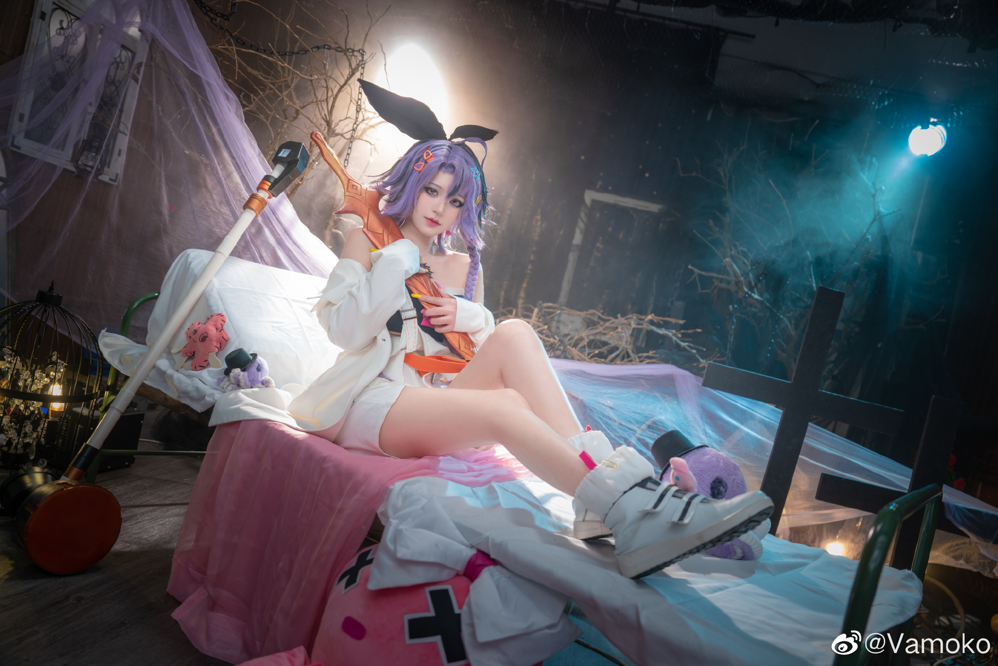 溅到身上了，下次还是你们打吧，我在边上看着就行～@Vamoko COSPLAY-第3张