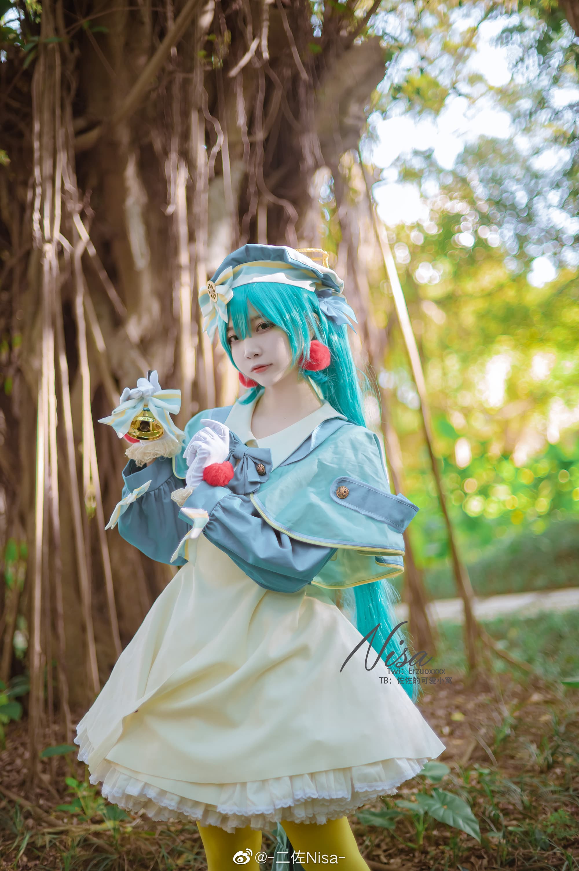 【cos正片】初音未来 波陈年老图的混更~ @-二佐Nisa- COSPLAY-第1张