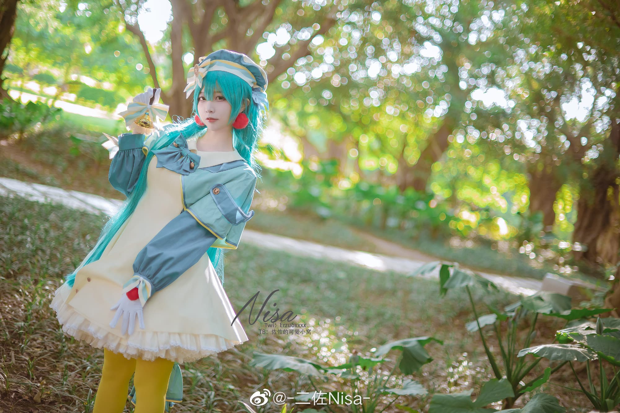 【cos正片】初音未来 波陈年老图的混更~ @-二佐Nisa- COSPLAY-第2张