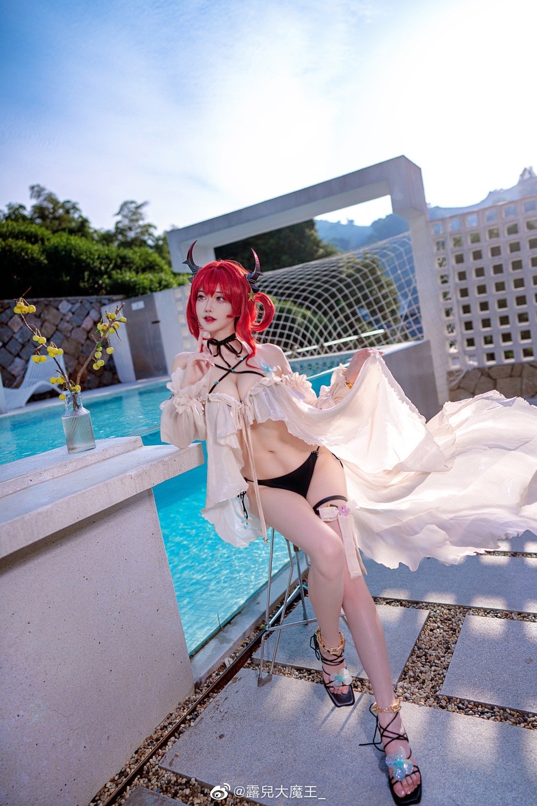 【COS】夏日的温度就如我的发色一样火热。 明日方舟 史尔特尔@露兒大魔王 COSPLAY-第2张