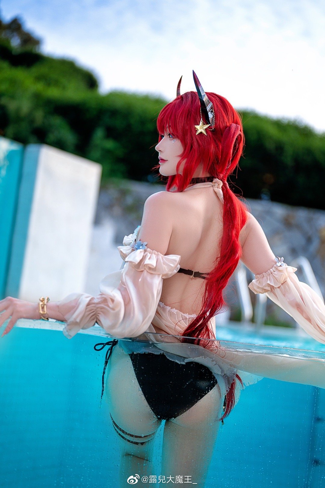 【COS】夏日的温度就如我的发色一样火热。 明日方舟 史尔特尔@露兒大魔王 COSPLAY-第10张