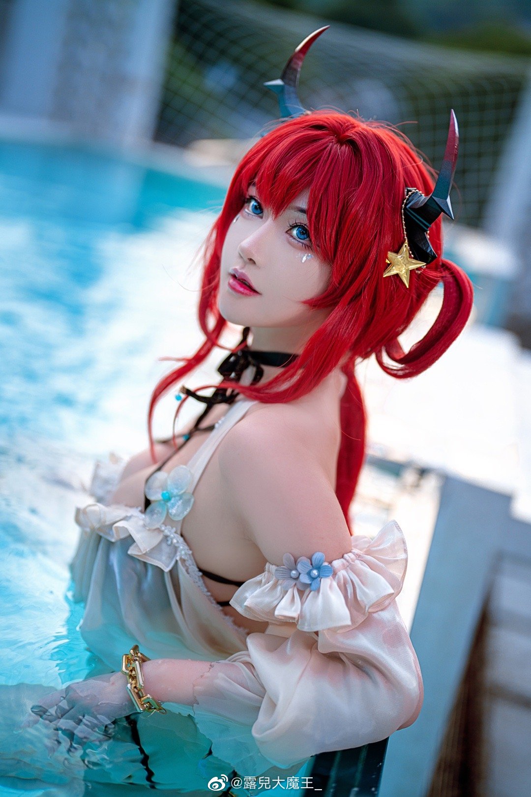 【COS】夏日的温度就如我的发色一样火热。 明日方舟 史尔特尔@露兒大魔王 COSPLAY-第12张