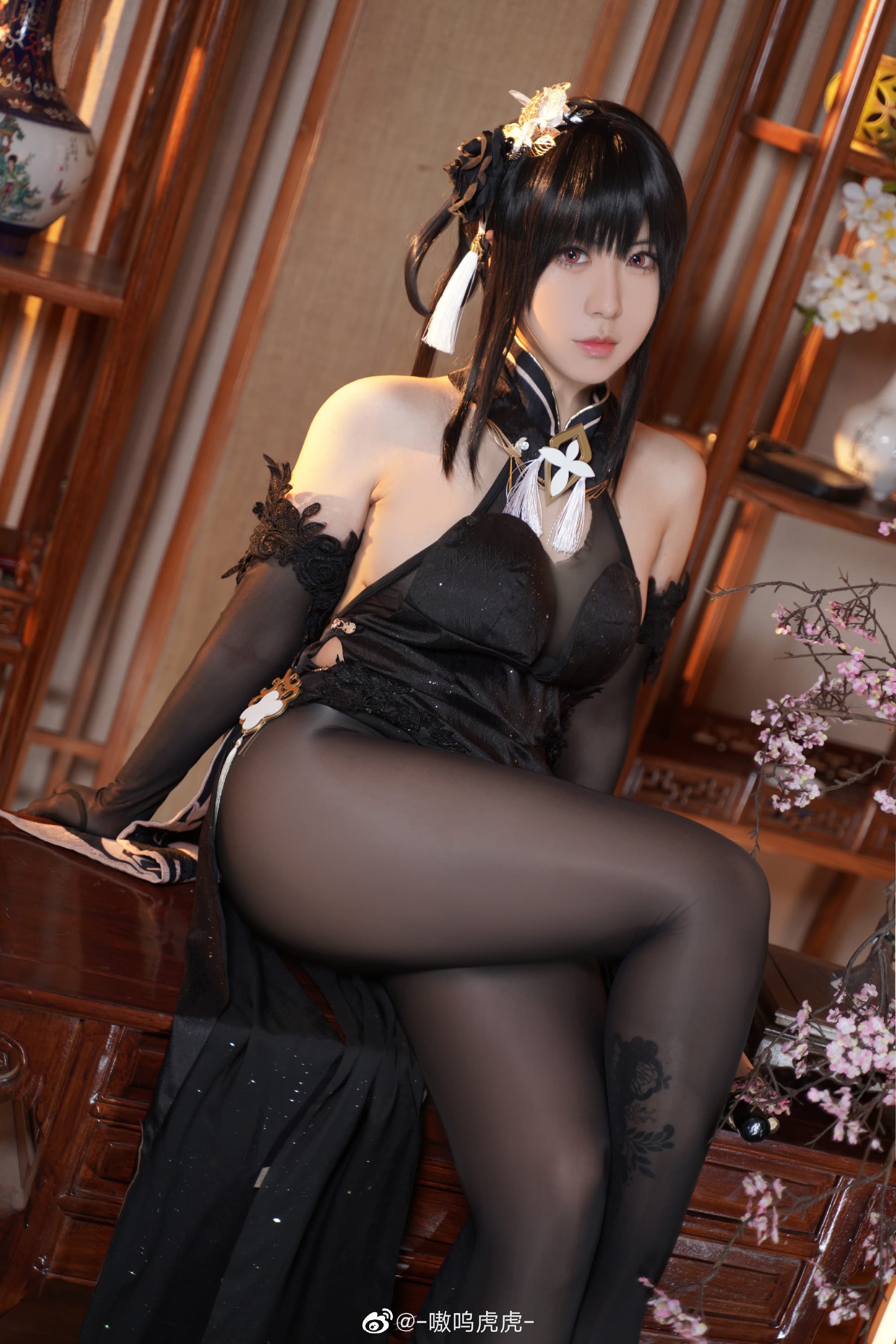 【COS】你现在是我的客人，分心考虑任务的事情可不好哦 碧蓝航线 镇海-奇奢华苑@-嗷呜虎虎- COSPLAY-第7张