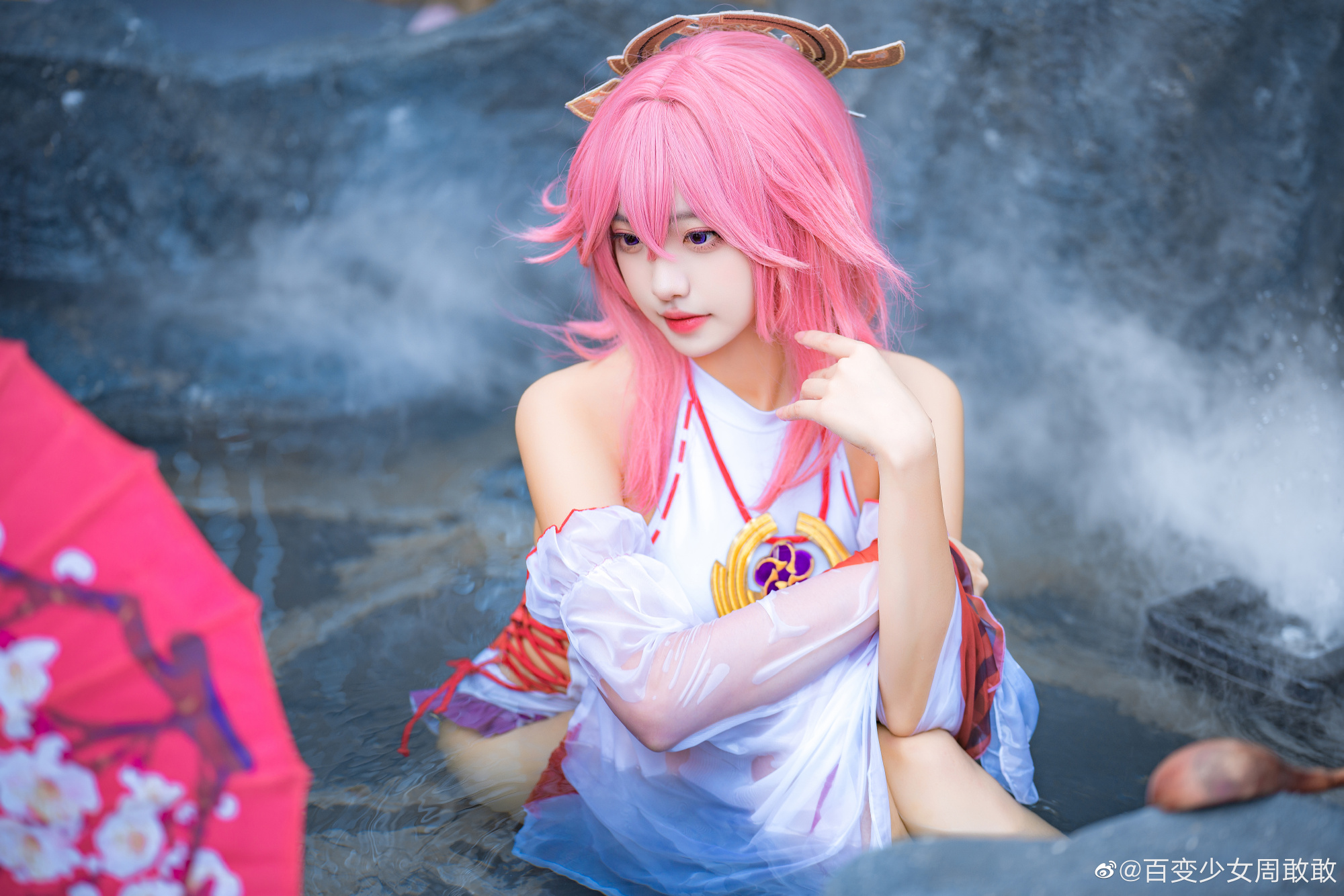 【COS】神子的片子终于发完啦！ 原神 八重神子@百变少女周敢敢 COSPLAY-第1张