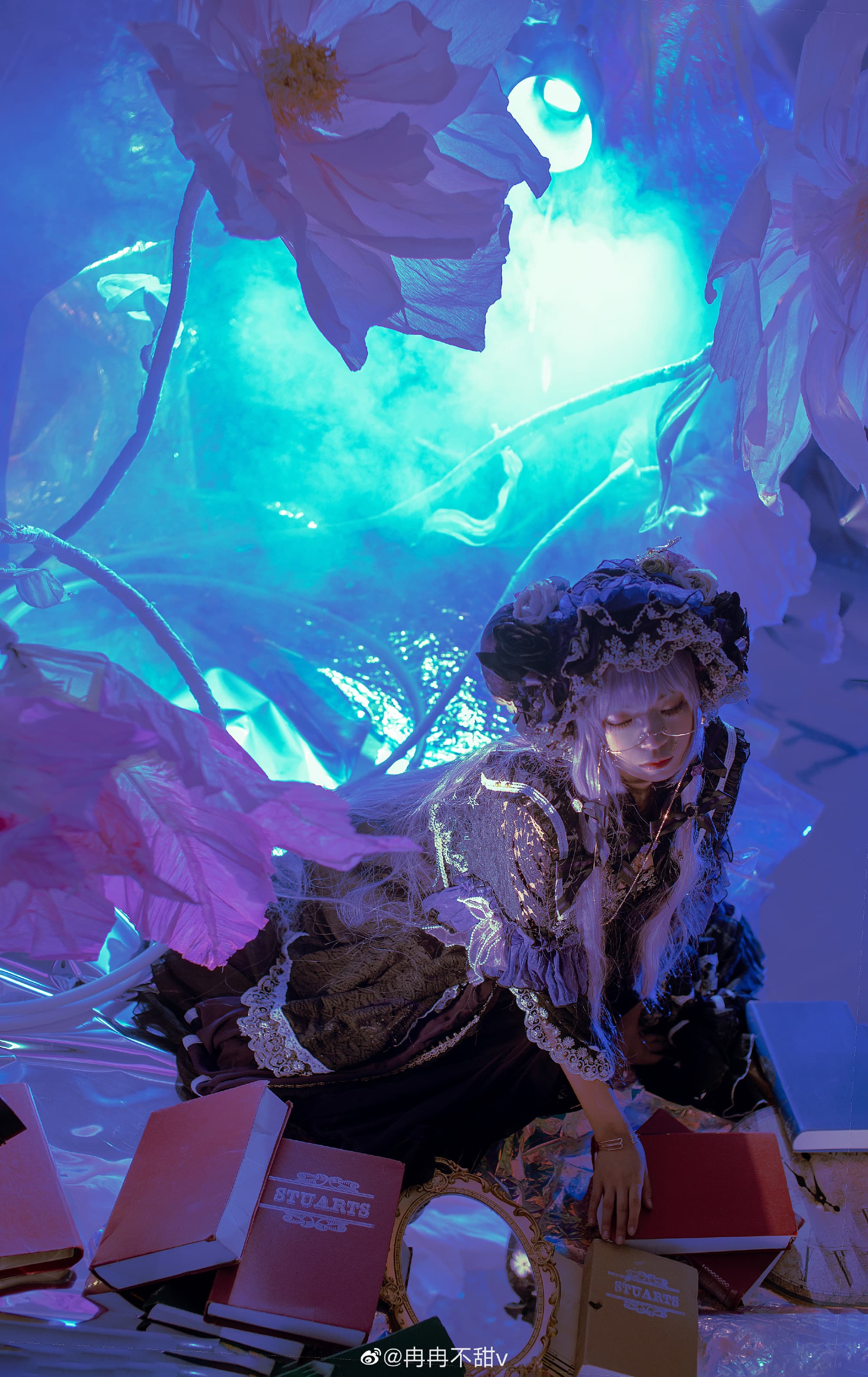 【COS】一百年来，每天都过着与书为伍的日子。居住在恶魔栖息的红魔馆，被称为红魔馆的头脑。 东方project 帕秋莉·诺蕾姬@冉冉不甜v COSPLAY-第8张