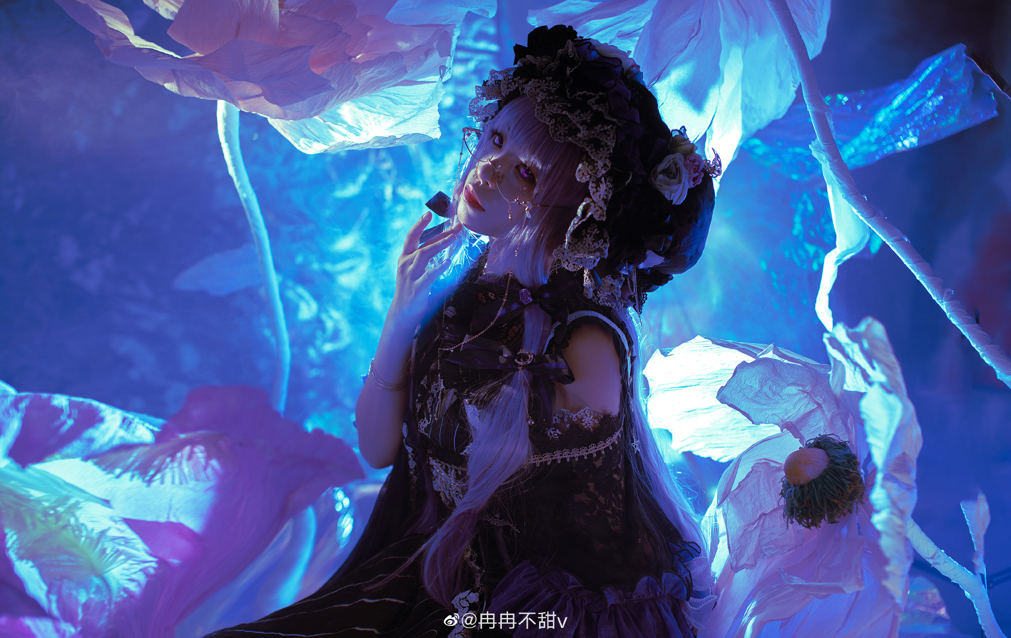 【COS】一百年来，每天都过着与书为伍的日子。居住在恶魔栖息的红魔馆，被称为红魔馆的头脑。 东方project 帕秋莉·诺蕾姬@冉冉不甜v COSPLAY-第10张