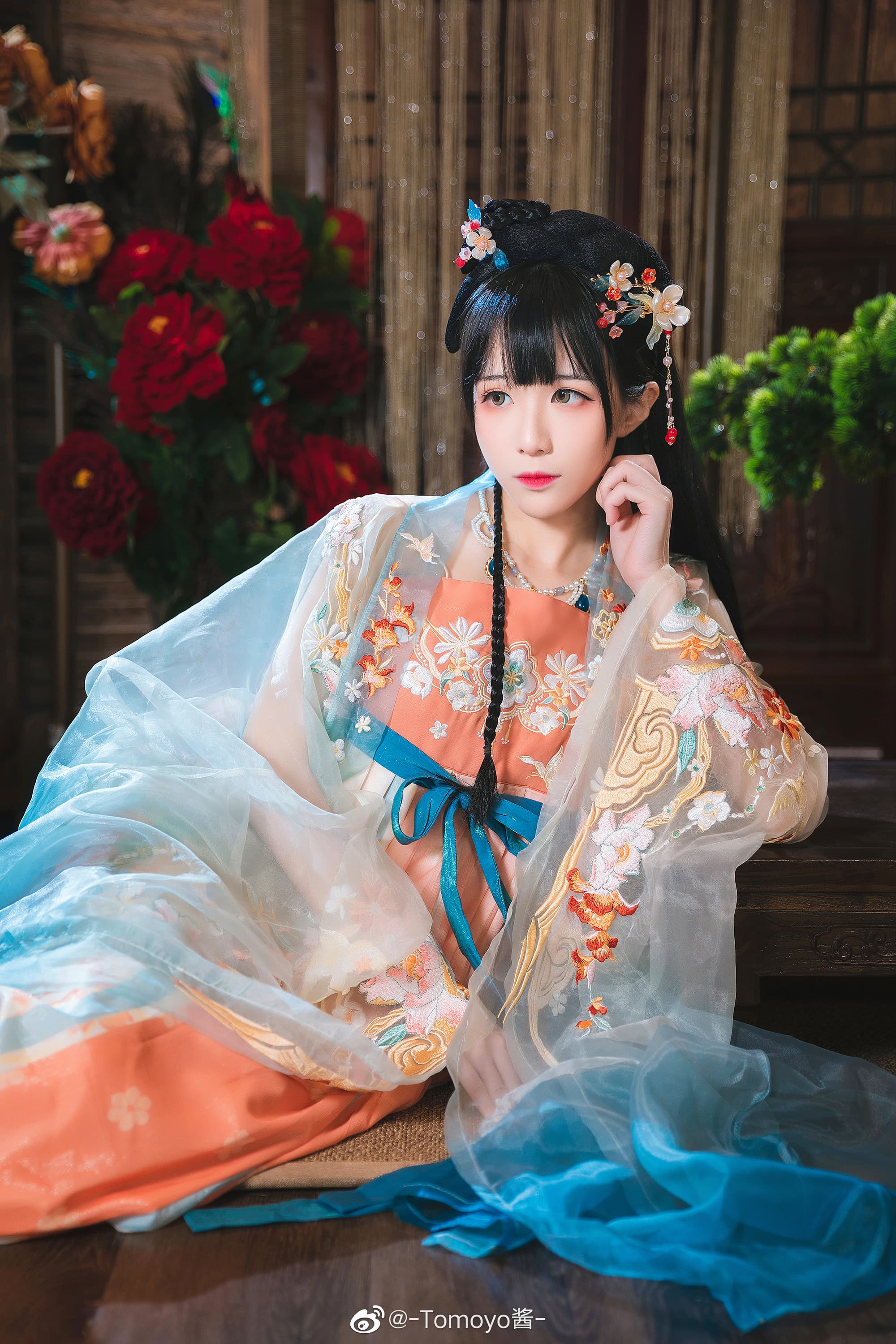 【汉服】假如每个人的生活是一种颜色，那你的生活是什么颜色呢？@-Tomoyo酱- 摄影-第1张