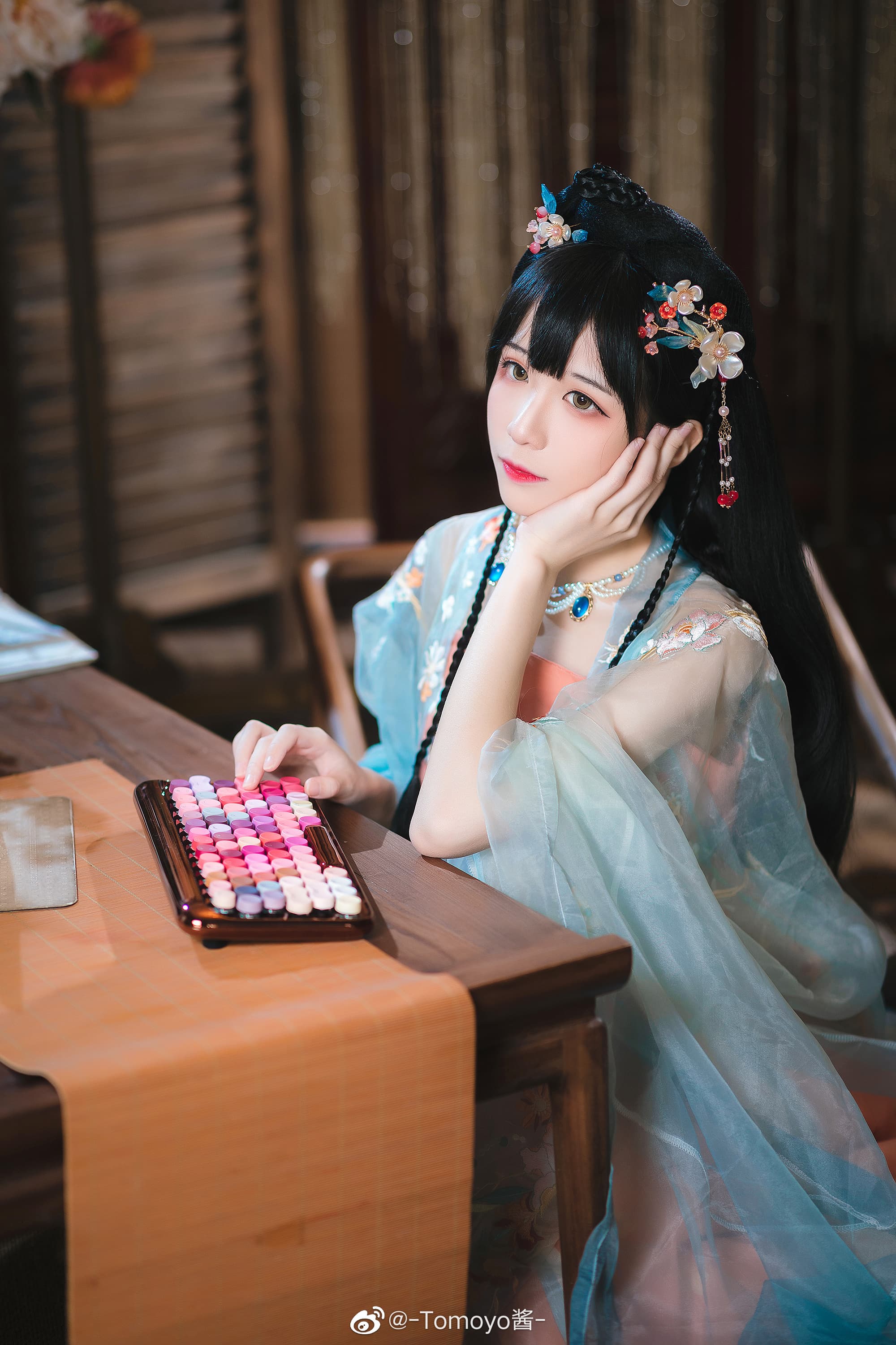 【汉服】假如每个人的生活是一种颜色，那你的生活是什么颜色呢？@-Tomoyo酱- 摄影-第6张