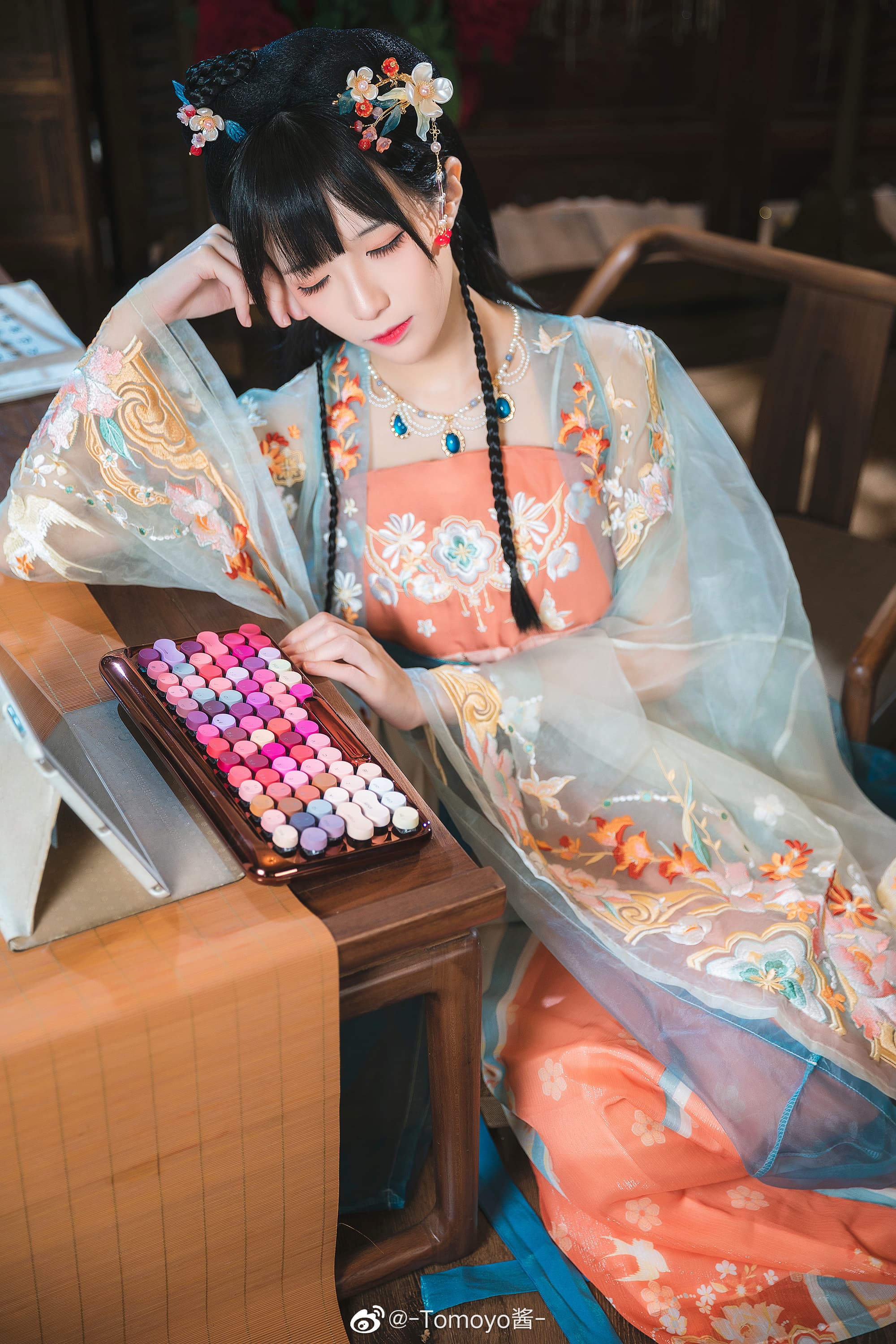 【汉服】假如每个人的生活是一种颜色，那你的生活是什么颜色呢？@-Tomoyo酱- 摄影-第9张