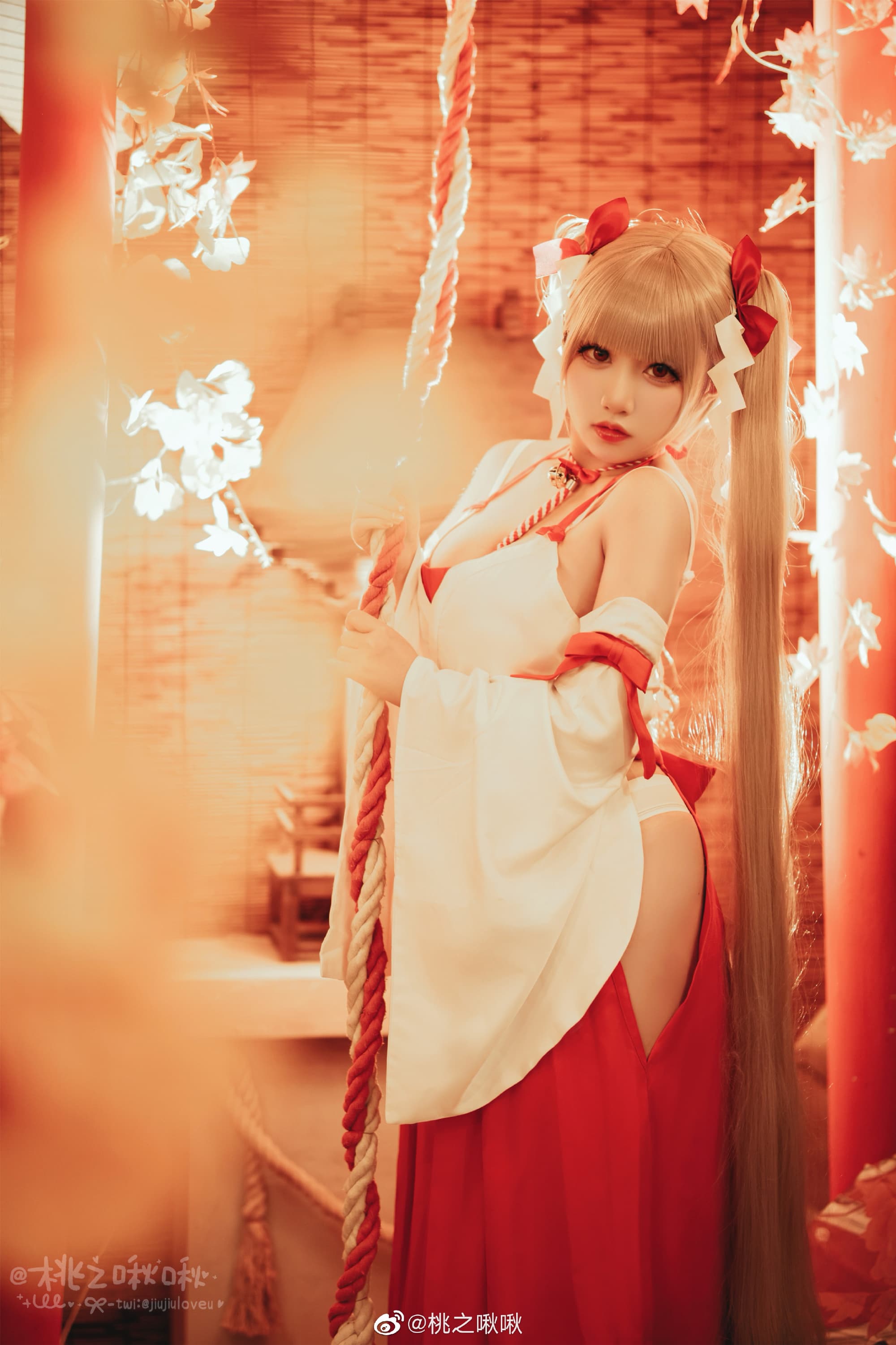 【COS】我准备了一些茶点，来一起享用吧？ 碧蓝航线cos 可畏·巫女@桃之啾啾 COSPLAY-第1张