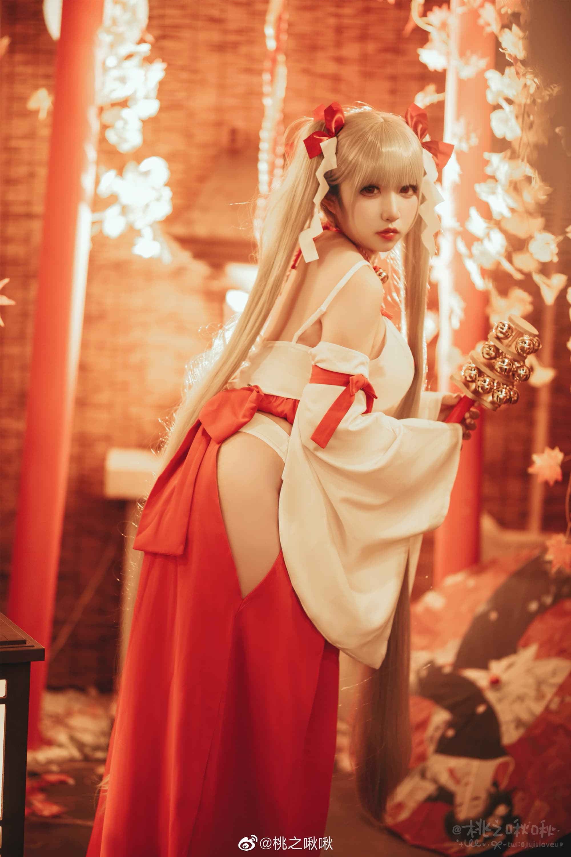 【COS】我准备了一些茶点，来一起享用吧？ 碧蓝航线cos 可畏·巫女@桃之啾啾 COSPLAY-第3张