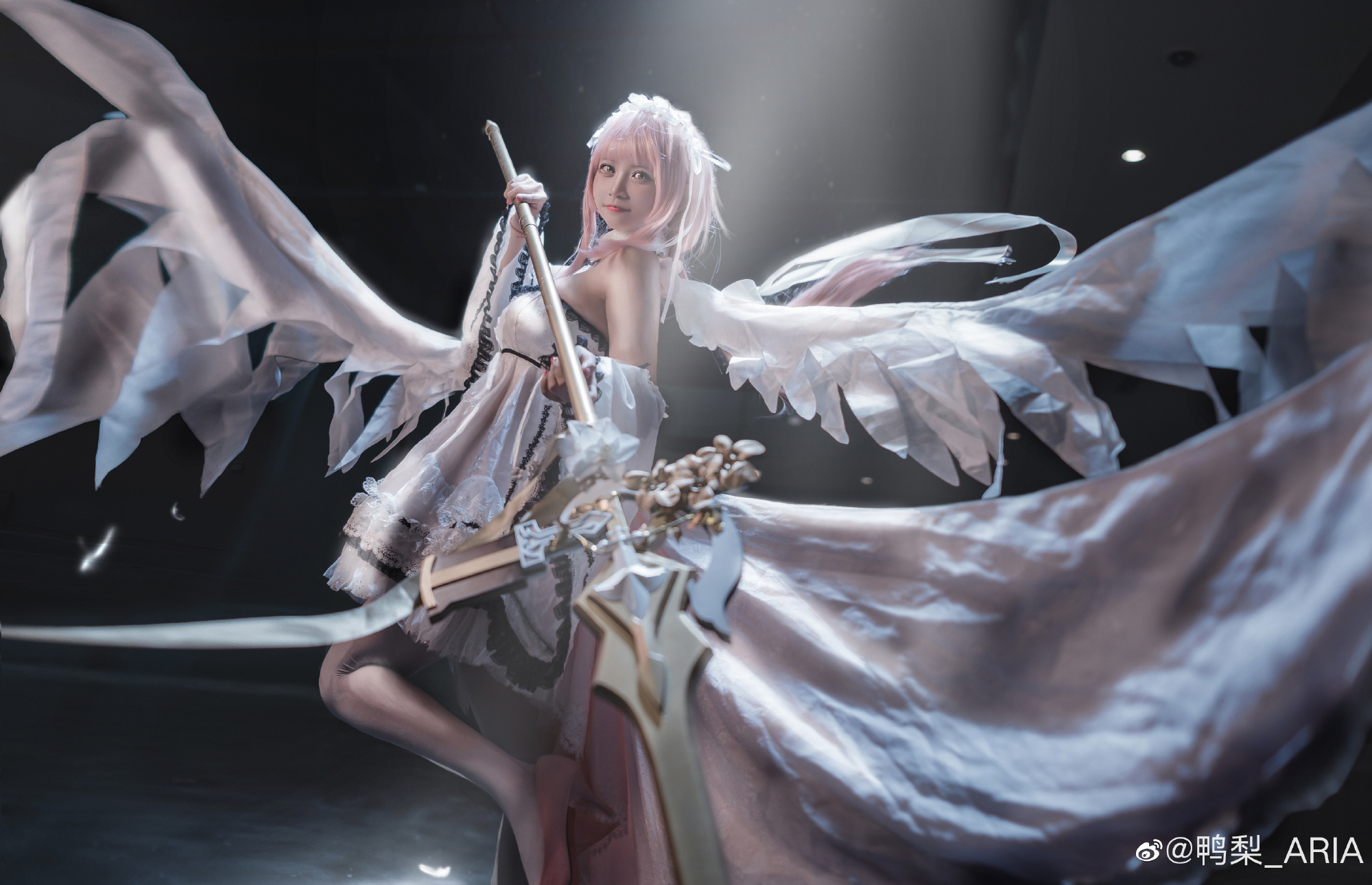 【COS】指挥官原来是不愿意执行任务的懒惰虫吗？ 碧蓝航线 英仙座cos@鸭梨_ARIA COSPLAY-第1张