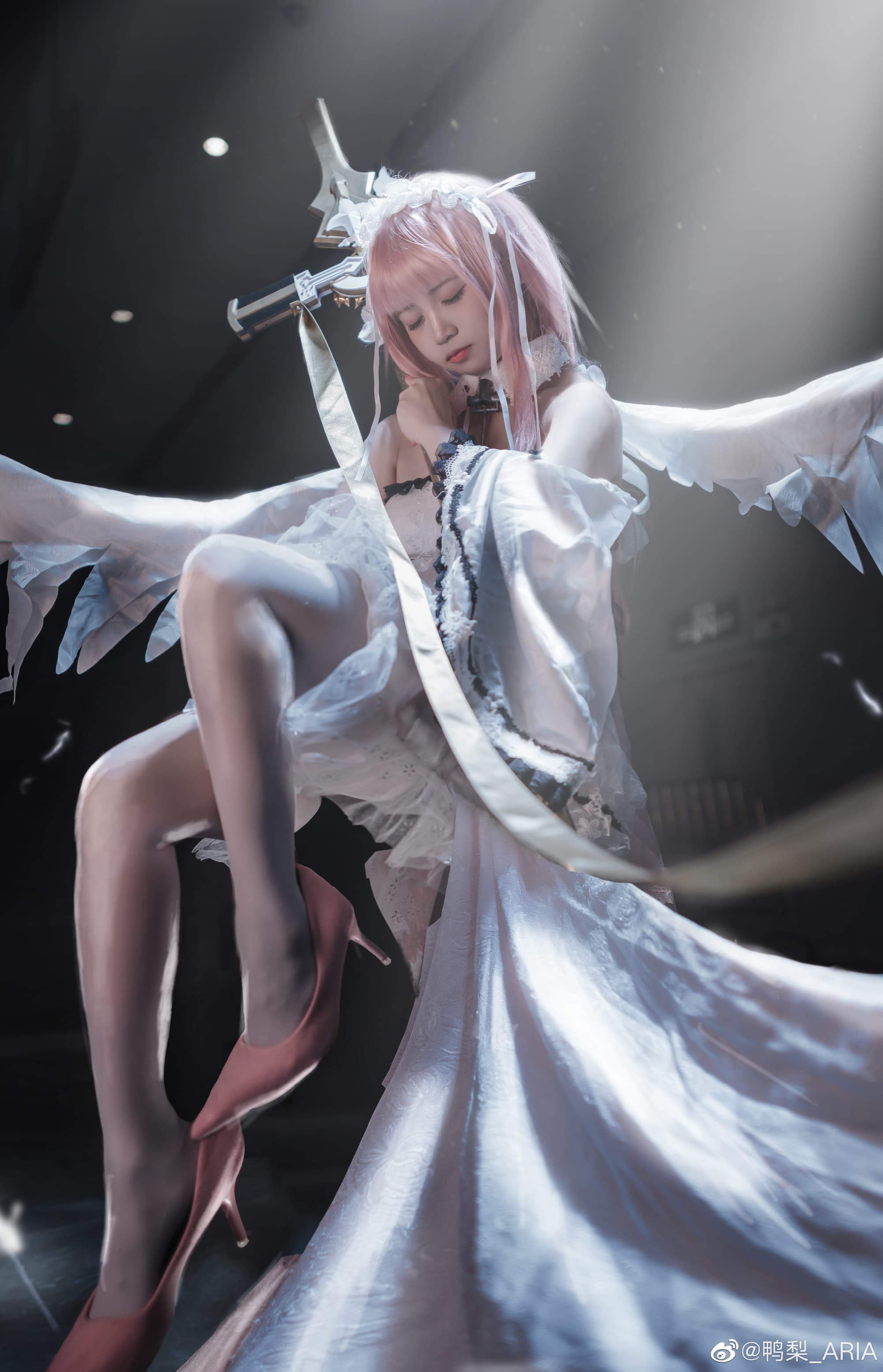 【COS】指挥官原来是不愿意执行任务的懒惰虫吗？ 碧蓝航线 英仙座cos@鸭梨_ARIA COSPLAY-第2张