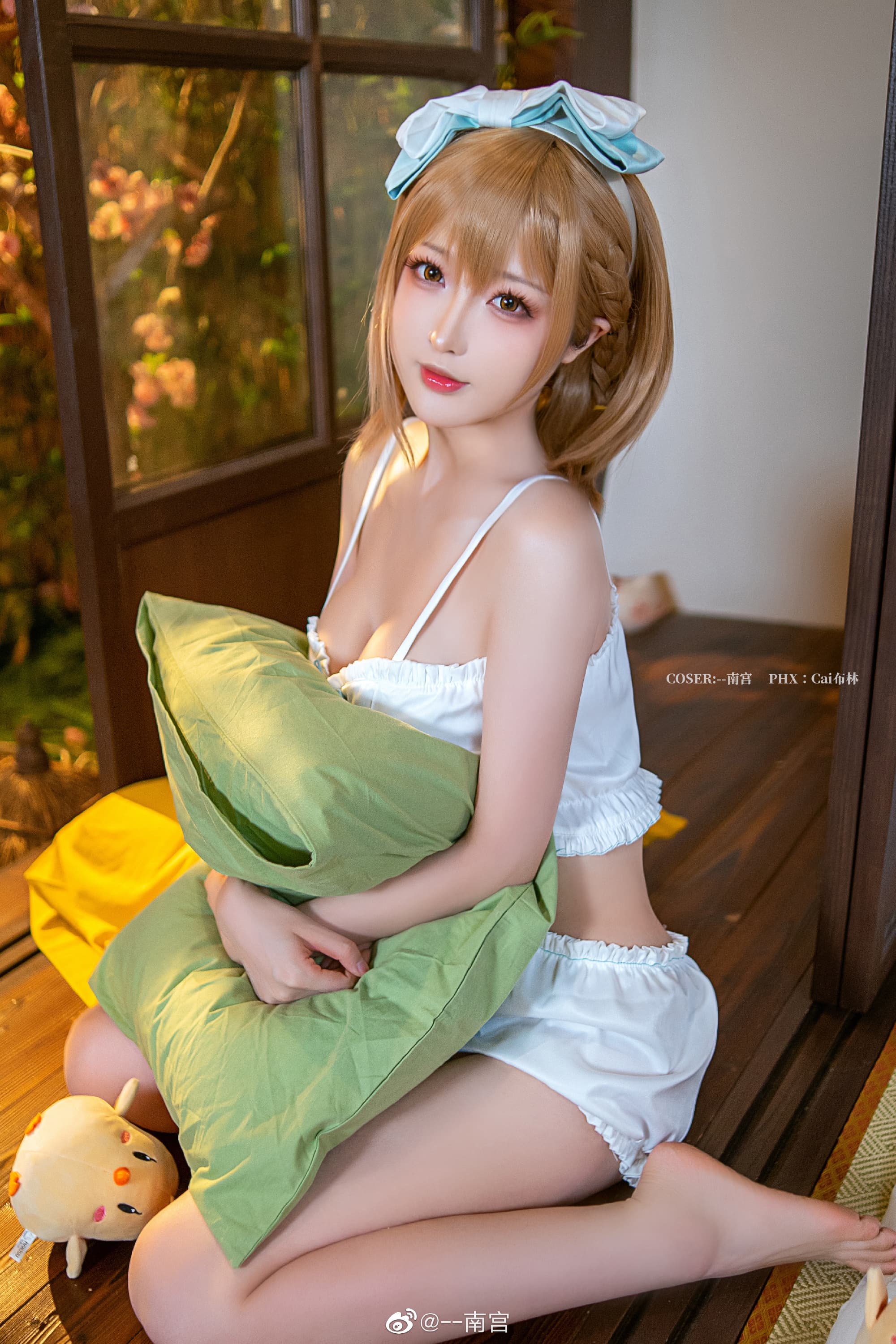 指挥官欢迎欢迎！嘻嘻 碧蓝航线莱莎联动@--南宫 COSPLAY-第1张