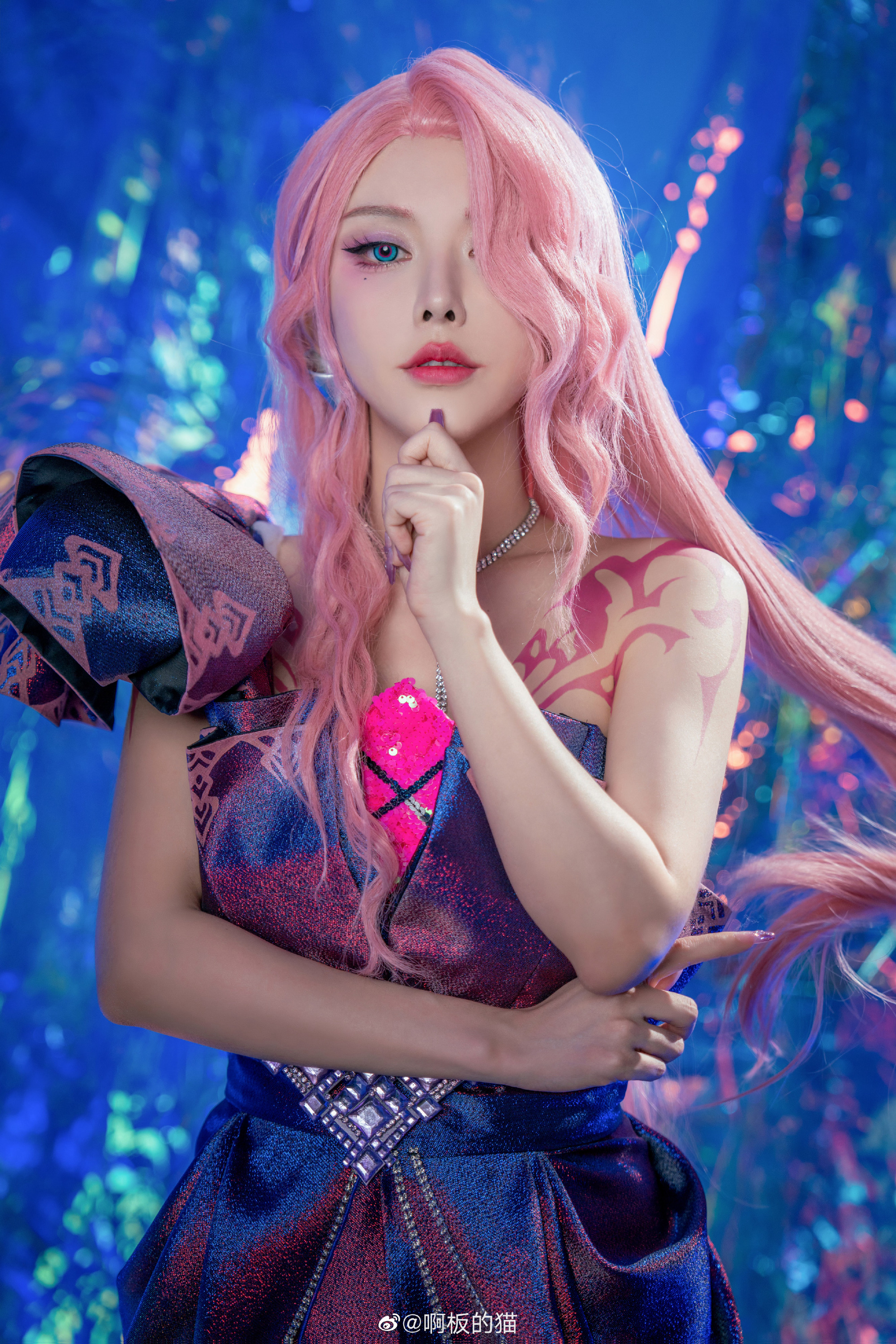 要是你想说点悄悄话，我们其实可以换个地方……@啊板的猫 COSPLAY-第1张