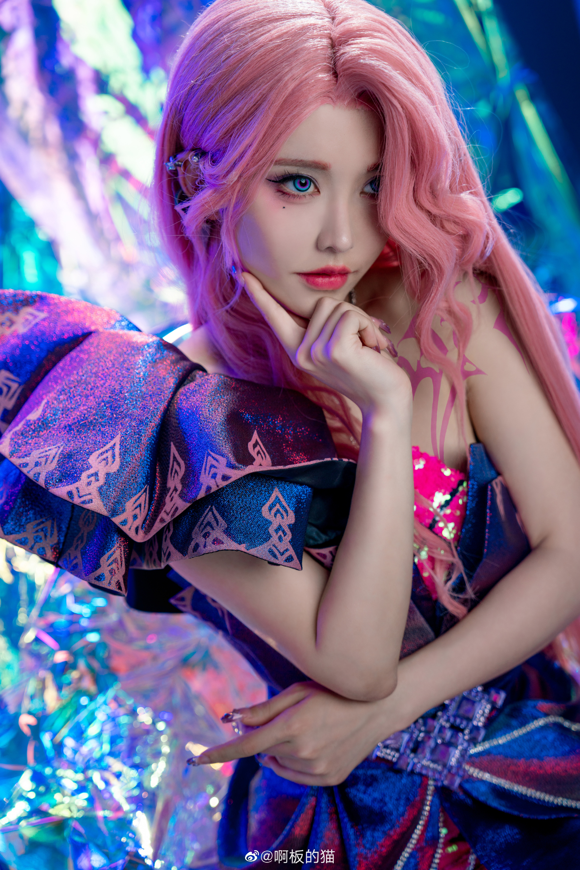 要是你想说点悄悄话，我们其实可以换个地方……@啊板的猫 COSPLAY-第2张