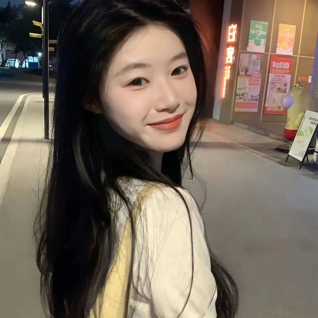 女生头像 清晨第一道光 照进了你的窗 温柔浮现脸庞 女生头像-第14张