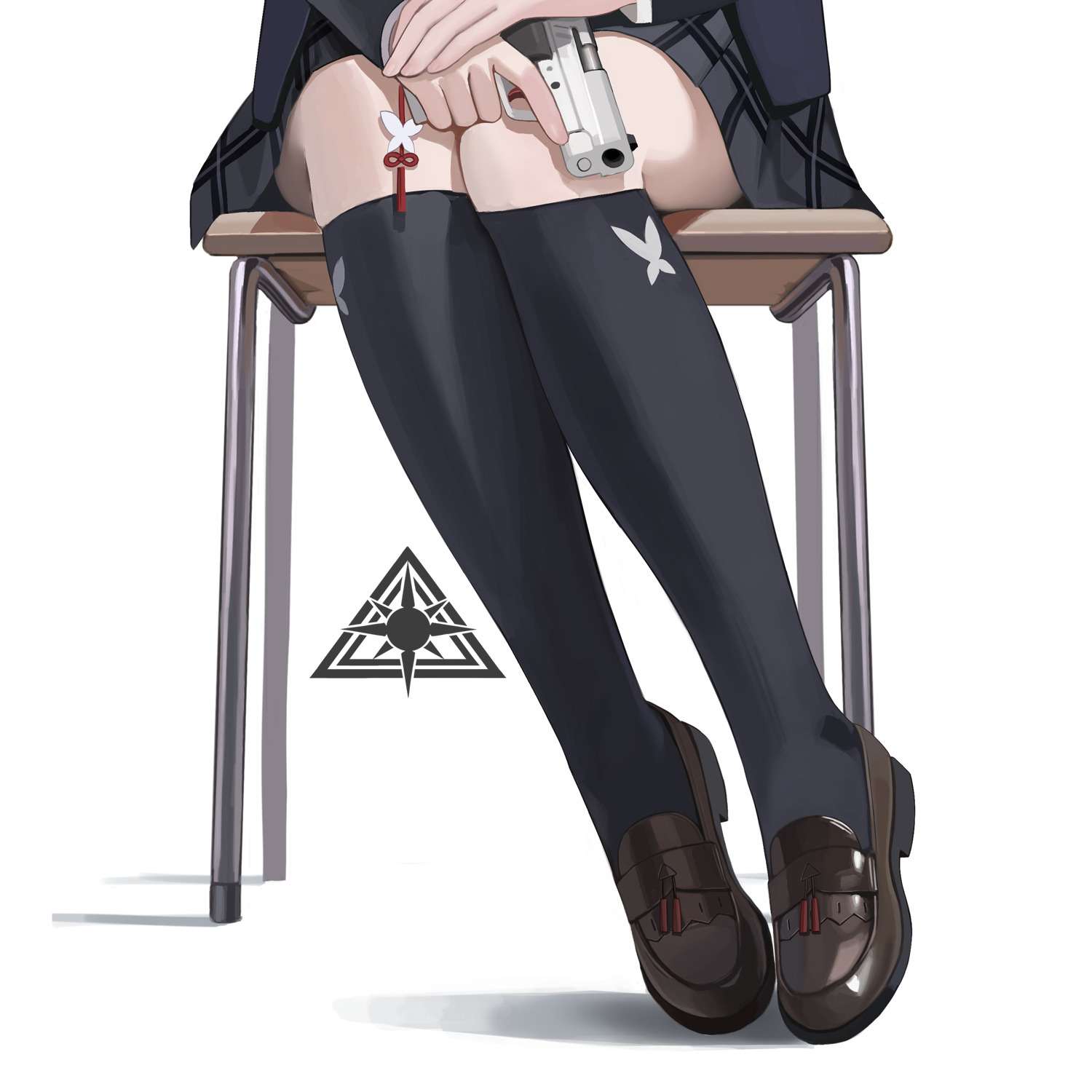 碧蓝档案 乐福鞋 高跟鞋 美腿@T菌 插画-第1张