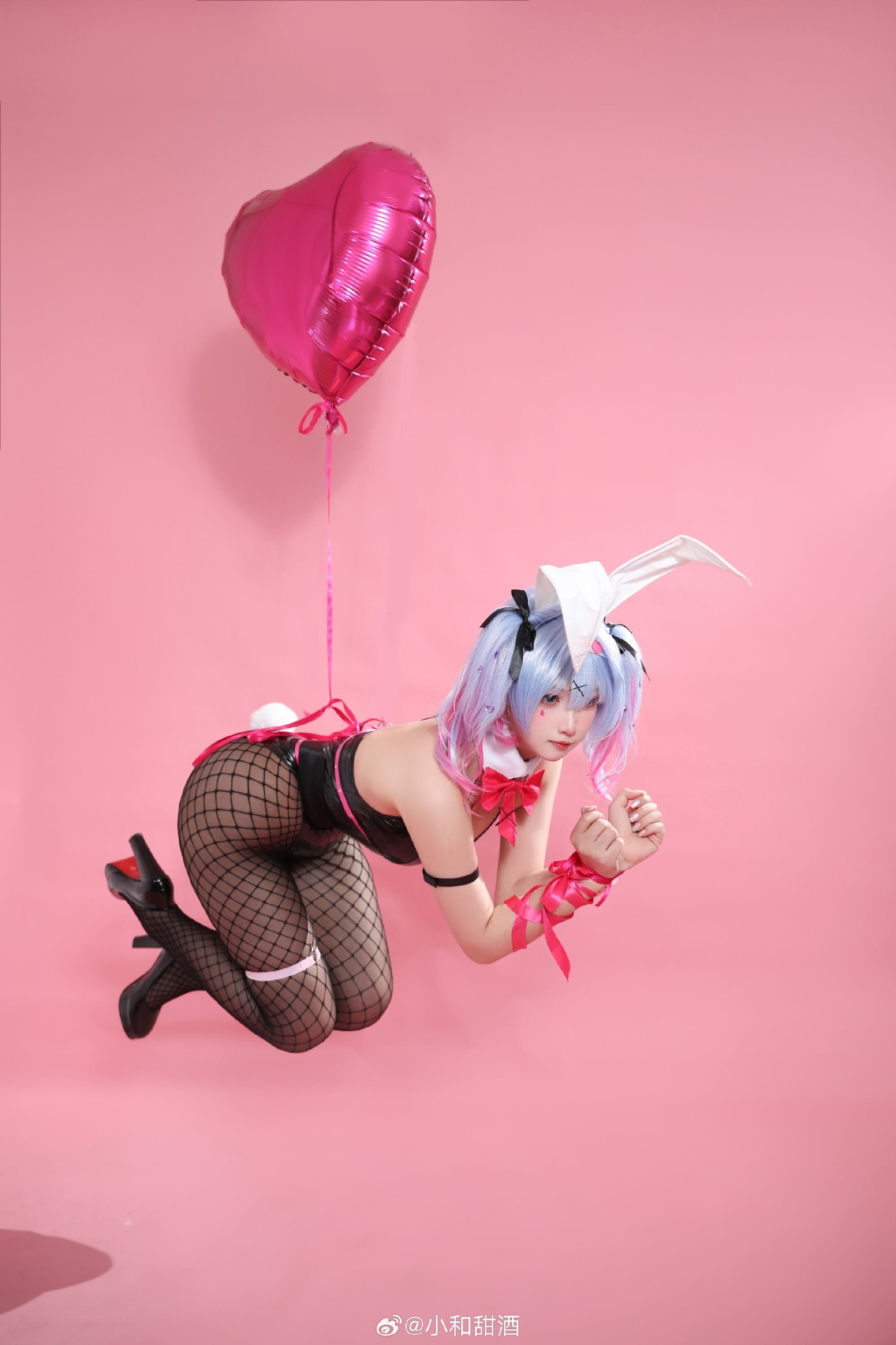 COSPLAY 💗RABBIT HOLE兔子洞🐇🕳️ 初音未来@小和甜酒 COSPLAY-第2张