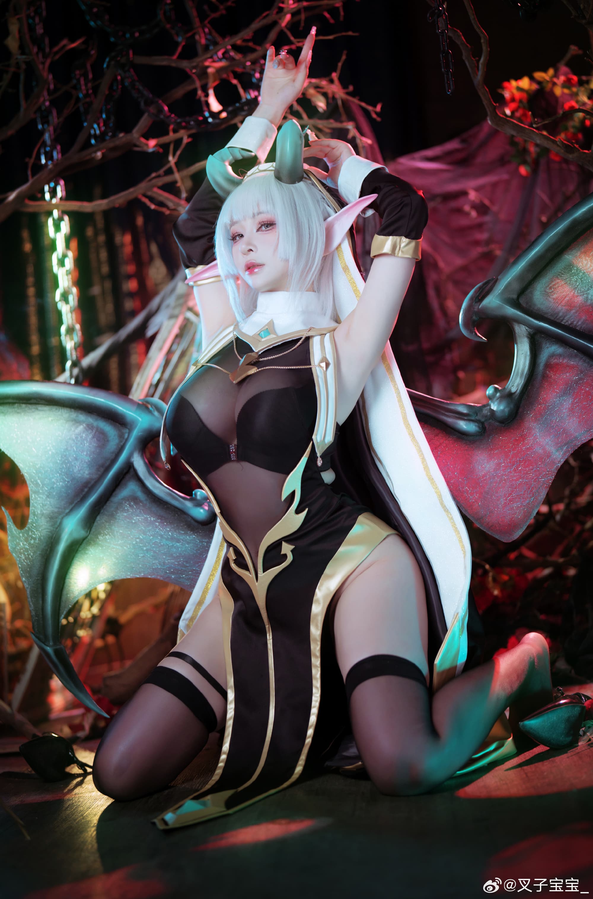 COSPLAY 🌟痛苦女王的后摇怎么这么大！小冰冰传奇@叉子宝宝_ COSPLAY-第1张