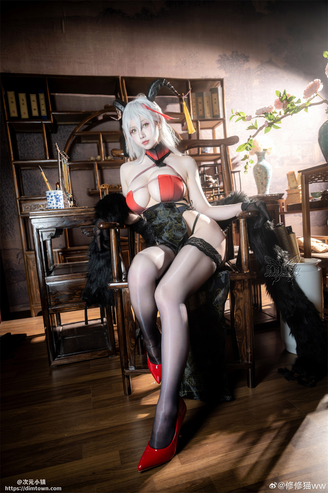 COSPLAY 碧蓝航线 埃吉尔换装【 金龙腾祥云】@修修猫ww COSPLAY-第2张