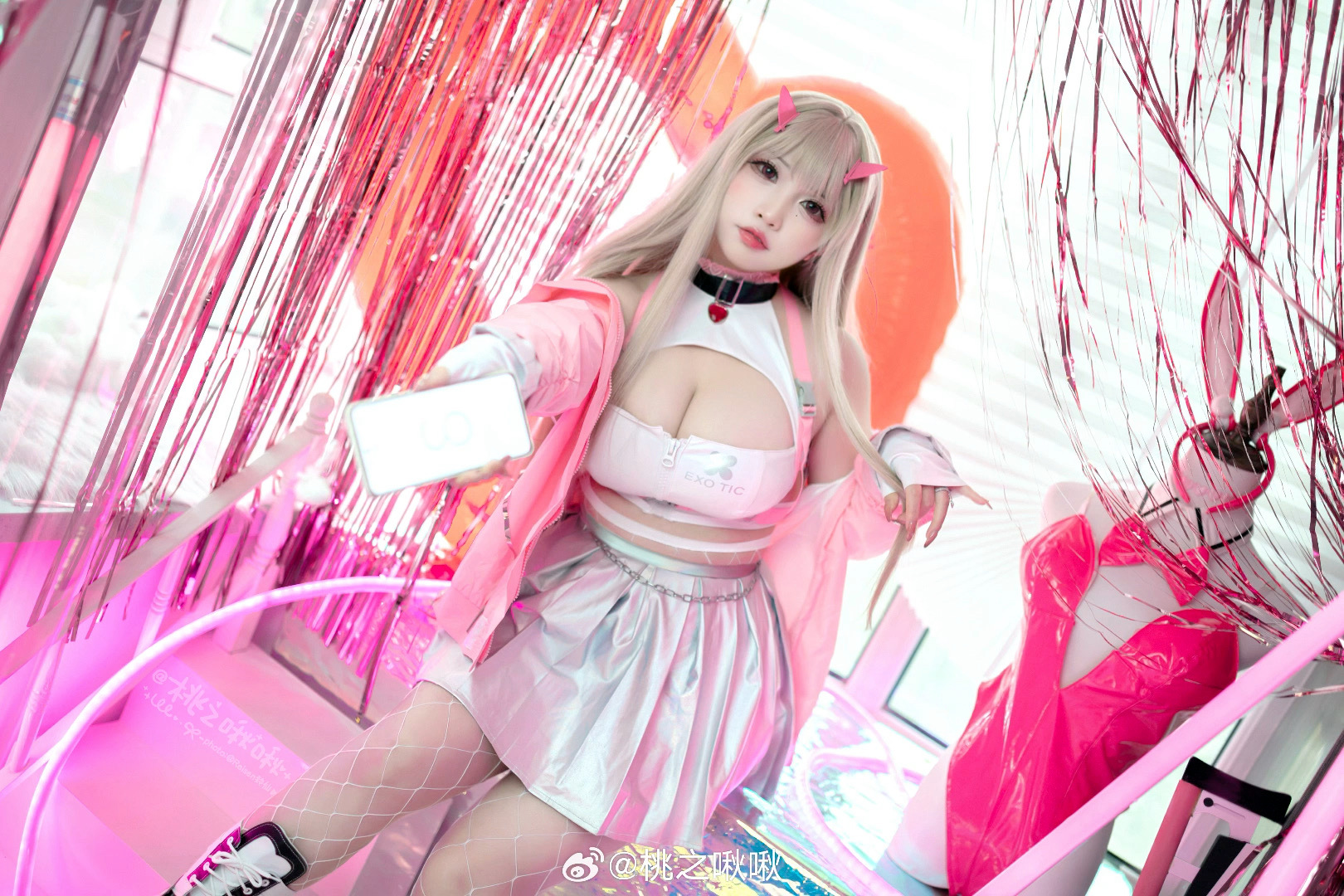 COSPLAY  我隐藏的秘密，只给你看哦♡ 𝗱𝗮𝗿𝗹𝗶𝗻𝗴~♡ nikke:胜利女神 毒蛇cos@桃之啾啾 COSPLAY-第1张