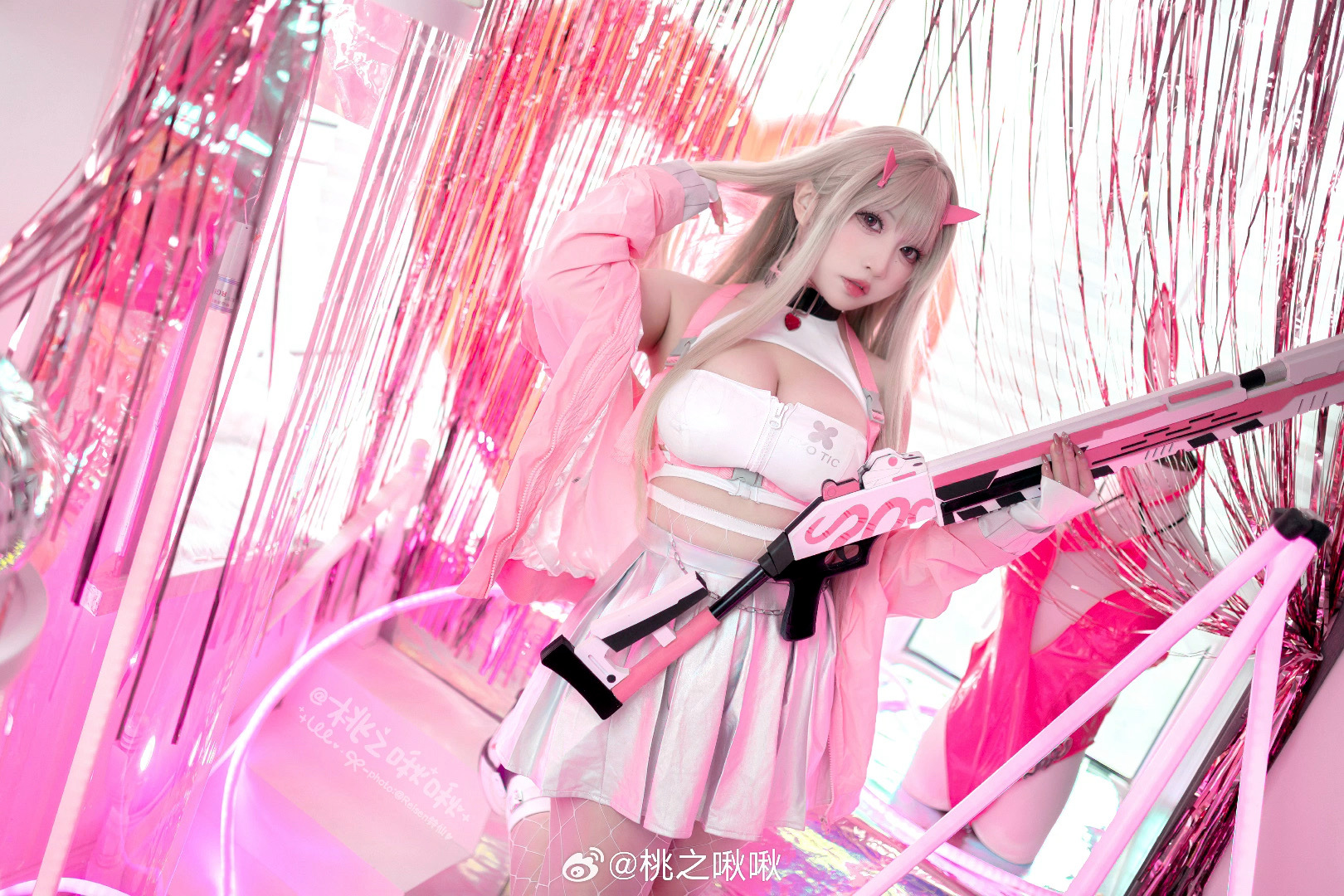COSPLAY  我隐藏的秘密，只给你看哦♡ 𝗱𝗮𝗿𝗹𝗶𝗻𝗴~♡ nikke:胜利女神 毒蛇cos@桃之啾啾 COSPLAY-第3张